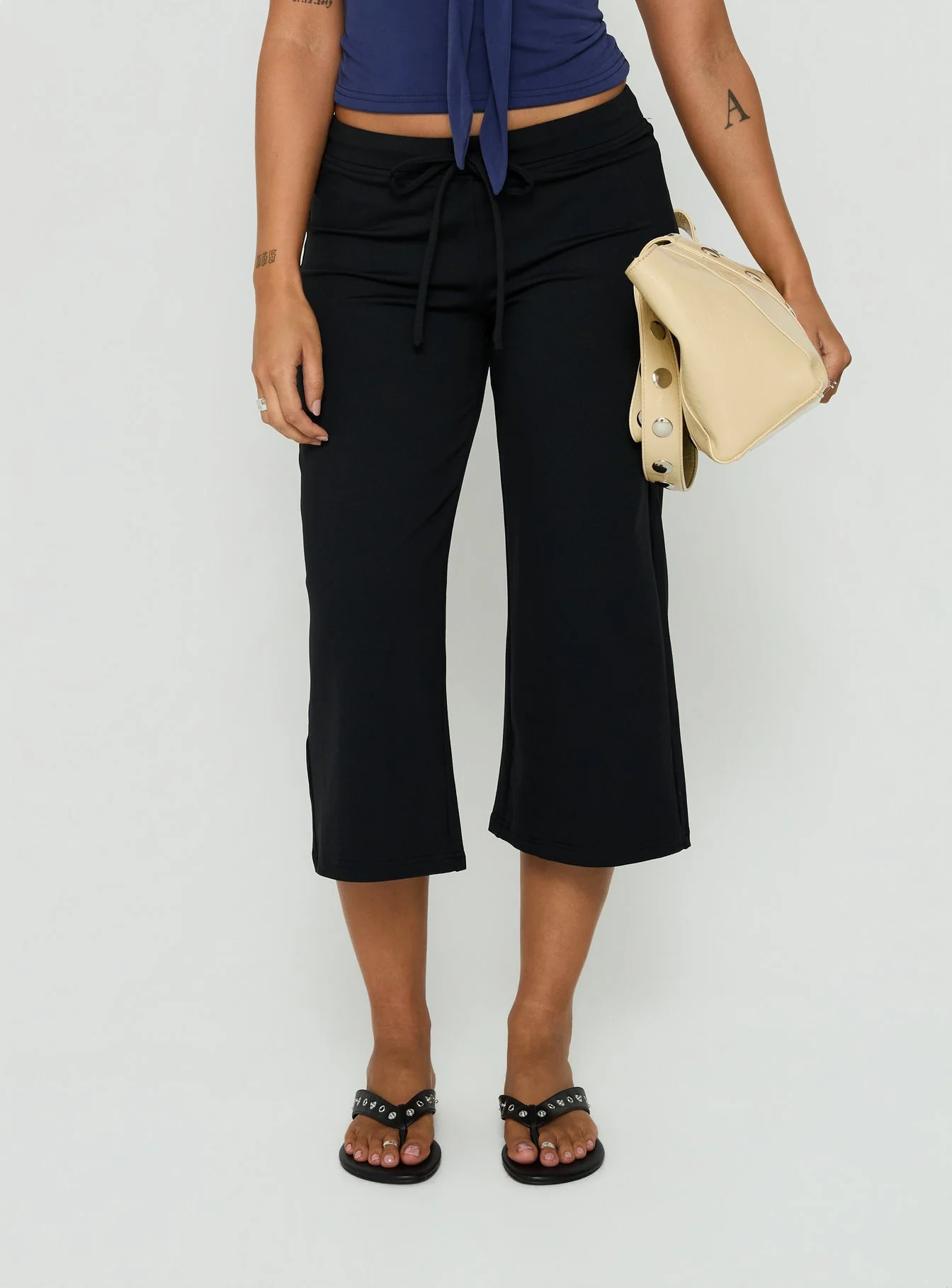 Kallora Low Rise Wide Leg Capris Black