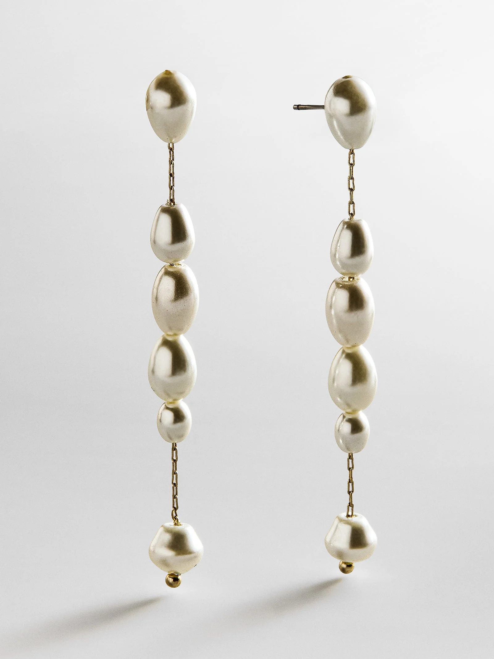Cindy Pearl Earrings - Gold/Pearl