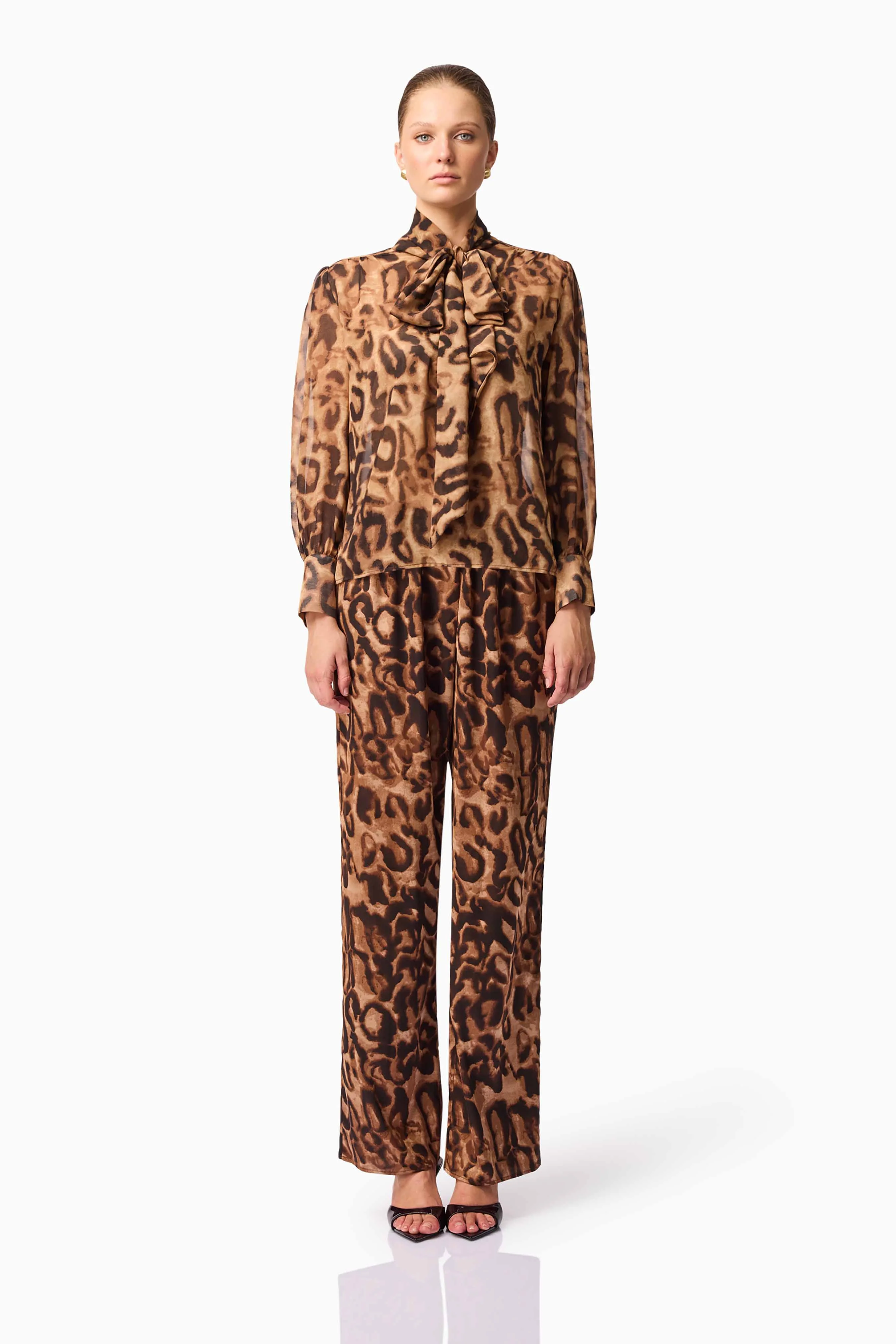 CURAAE Zali Blouse & Pants Set in Leopard Print
