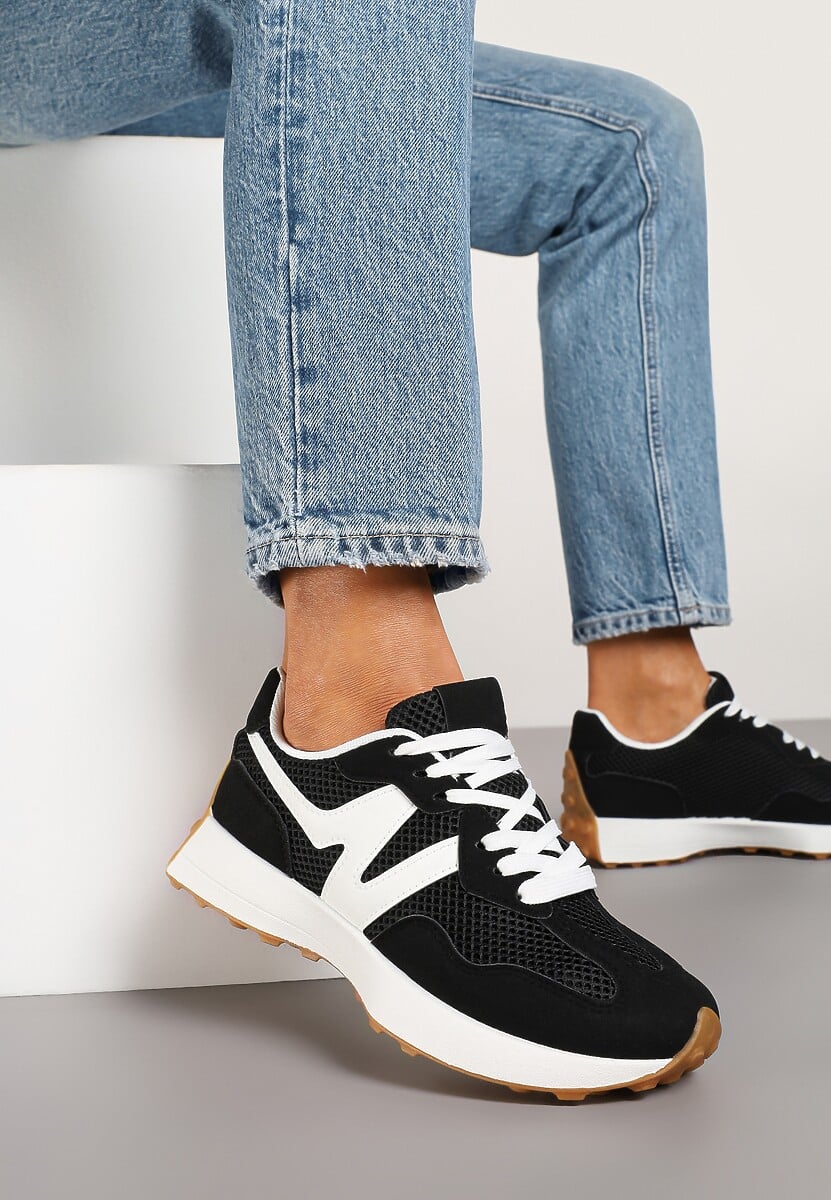 Czarne Sneakersy Ozdobione Geometrycznym Wzorem Hirreti