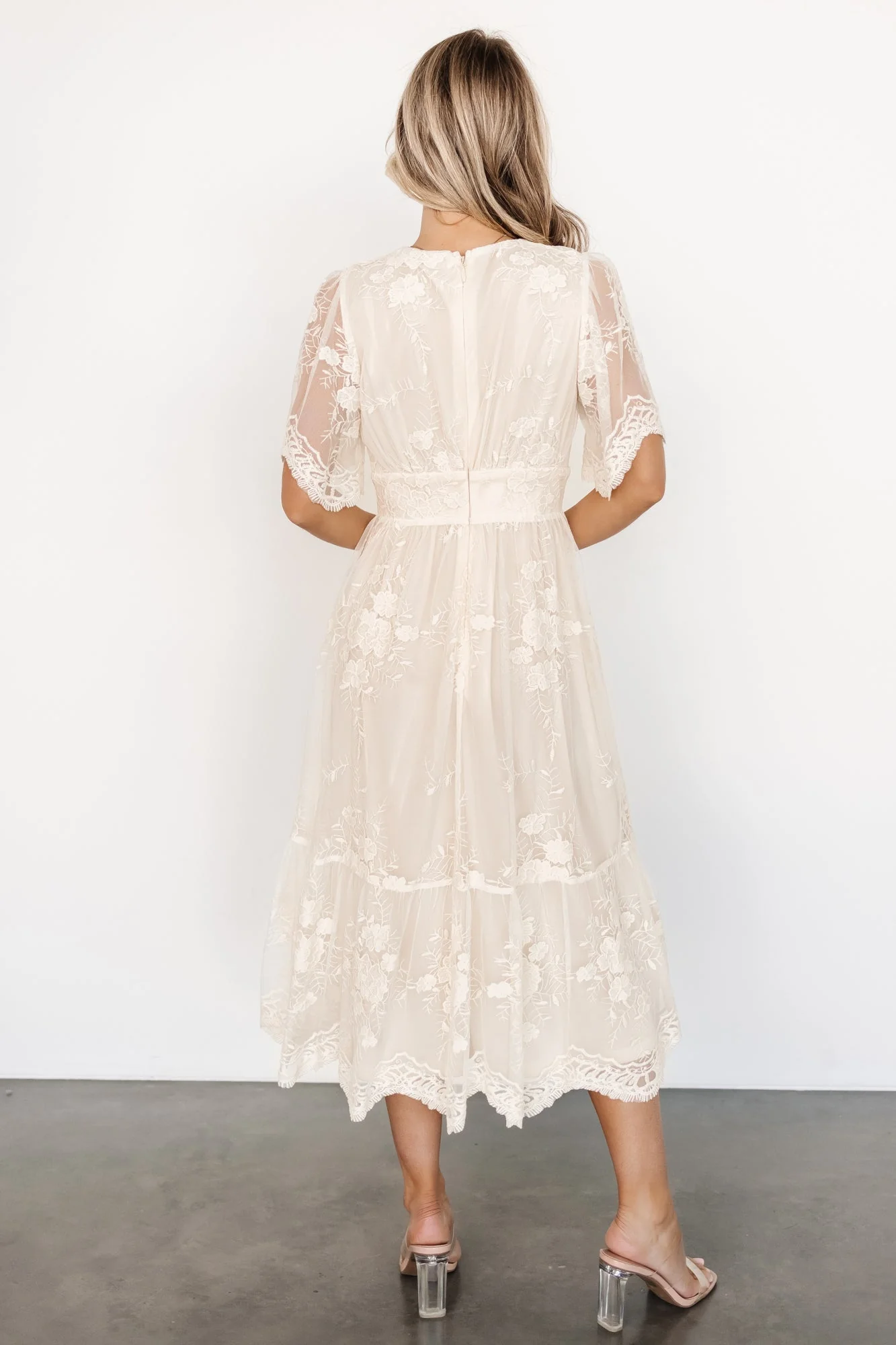 Clarisa Lace Midi Dress | Vintage Cream - luluinthesky