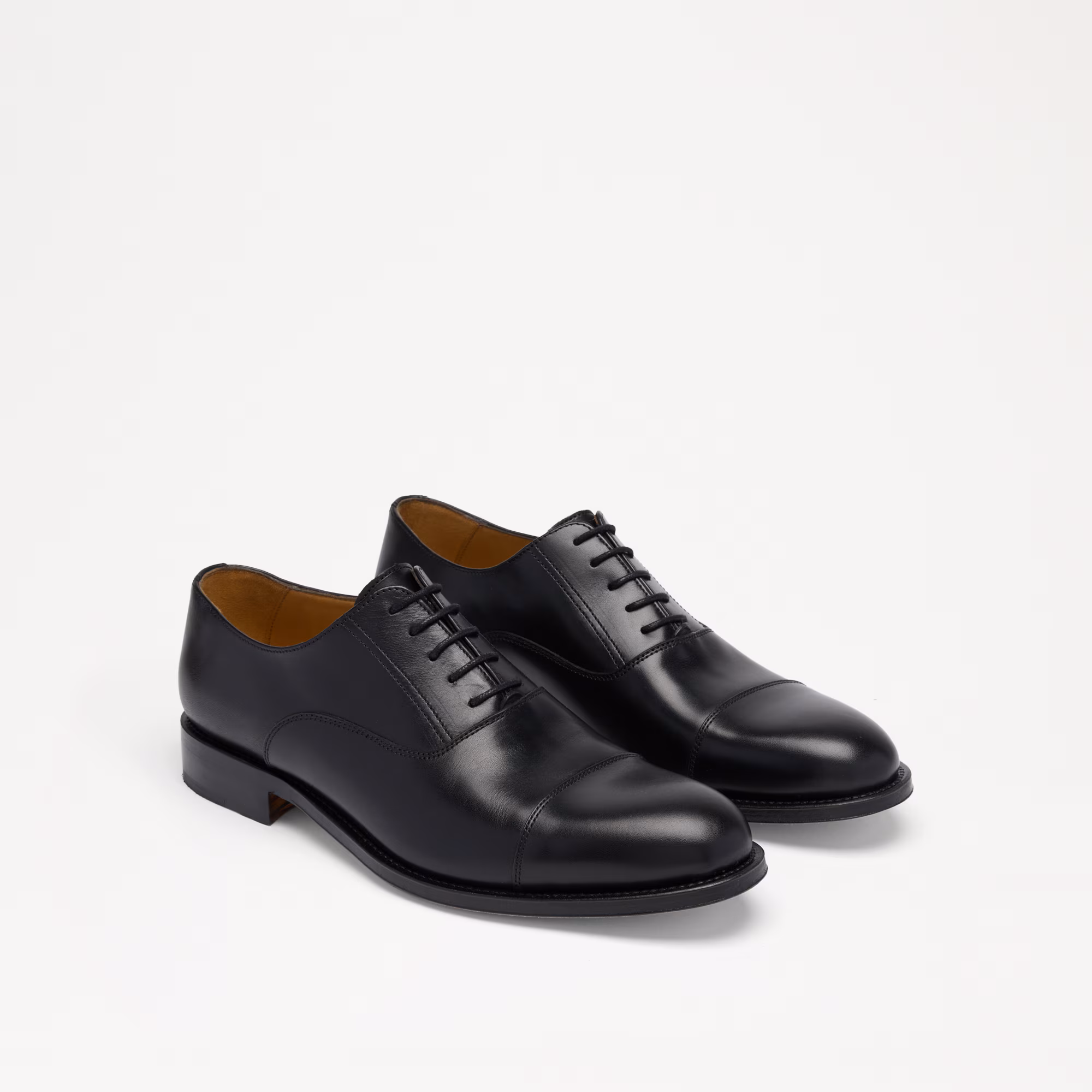 Barton Oxford<br>Lace-Up Oxford