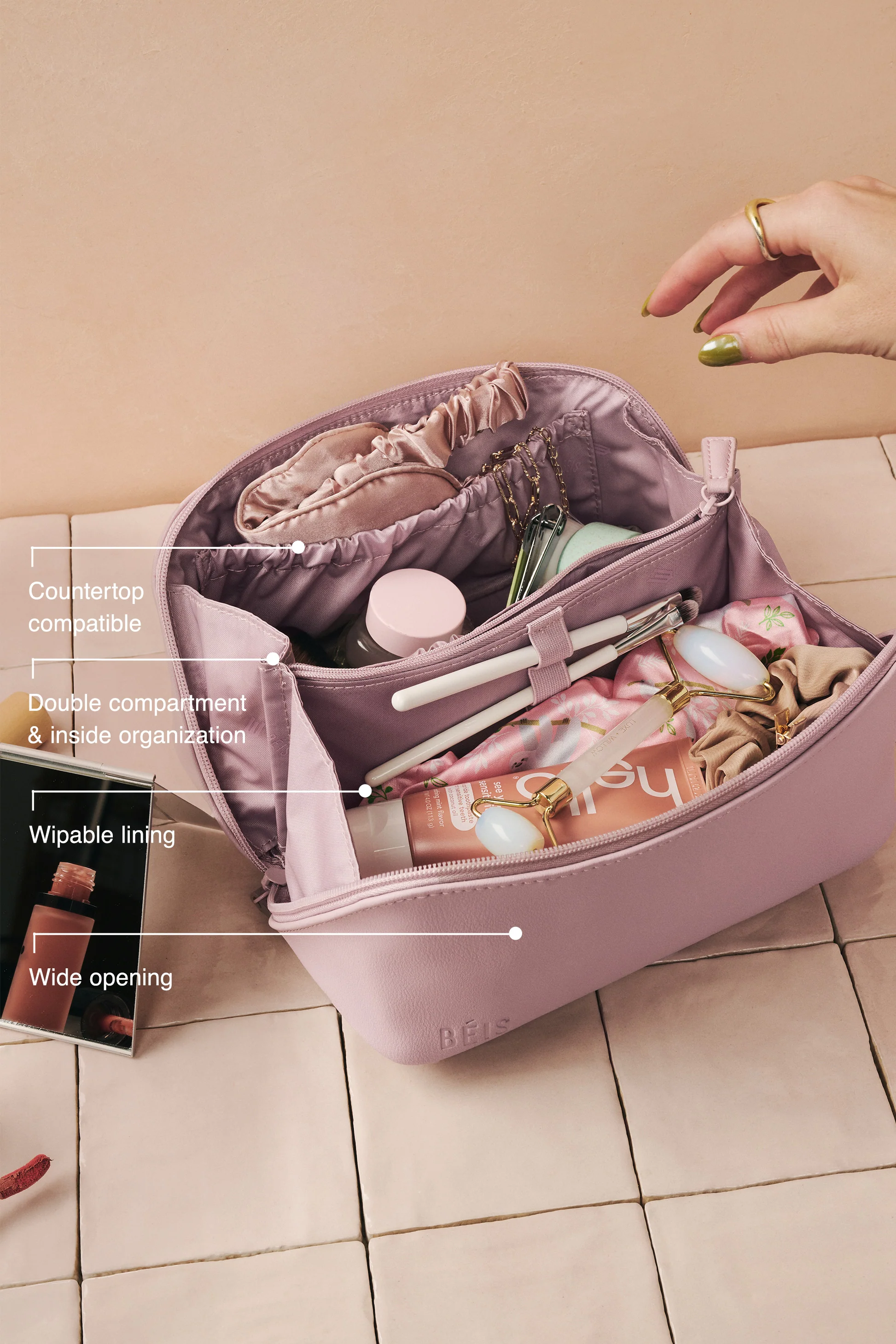 BEIS 'The Wicked Toiletry Kit in Wicked Pink