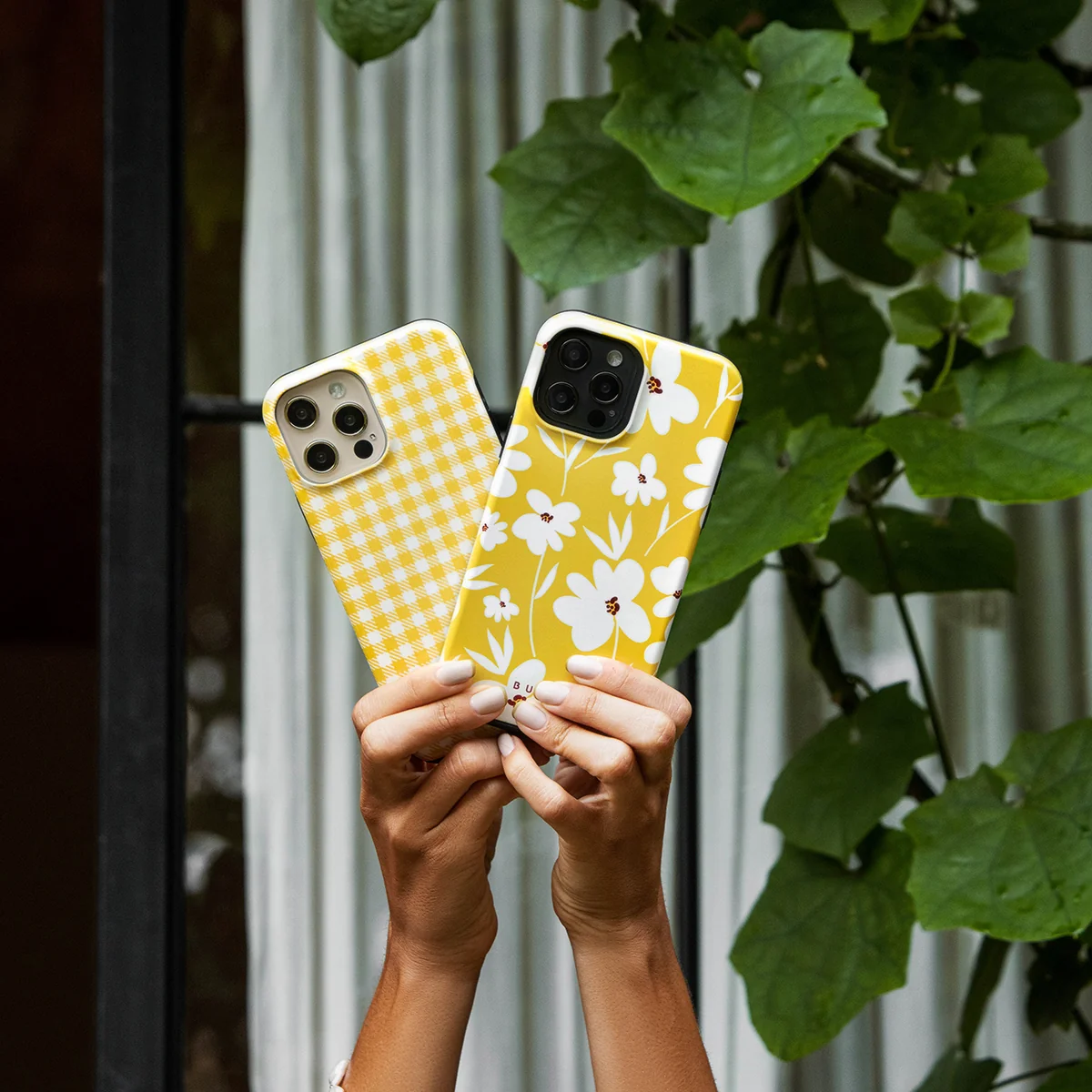 Tuscan Sun - Yellow Plaid iPhone 12 Mini ケース