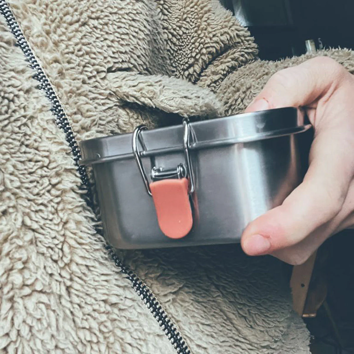 Vogeelle Stainless Steel Lunch Box with heat safe insert - Terracotta