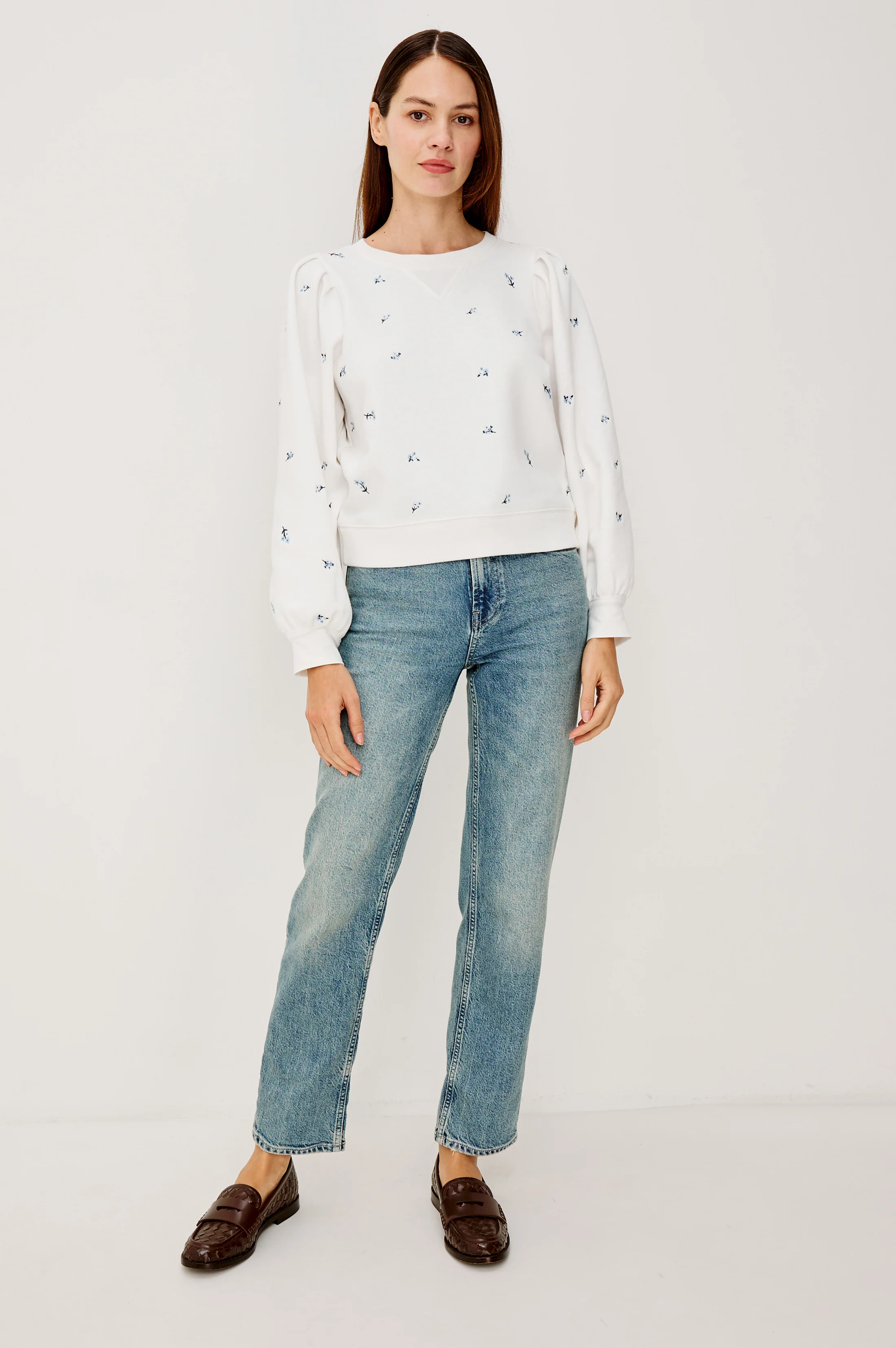 Tiffany Sweatshirt - Embroidered Blue Iris