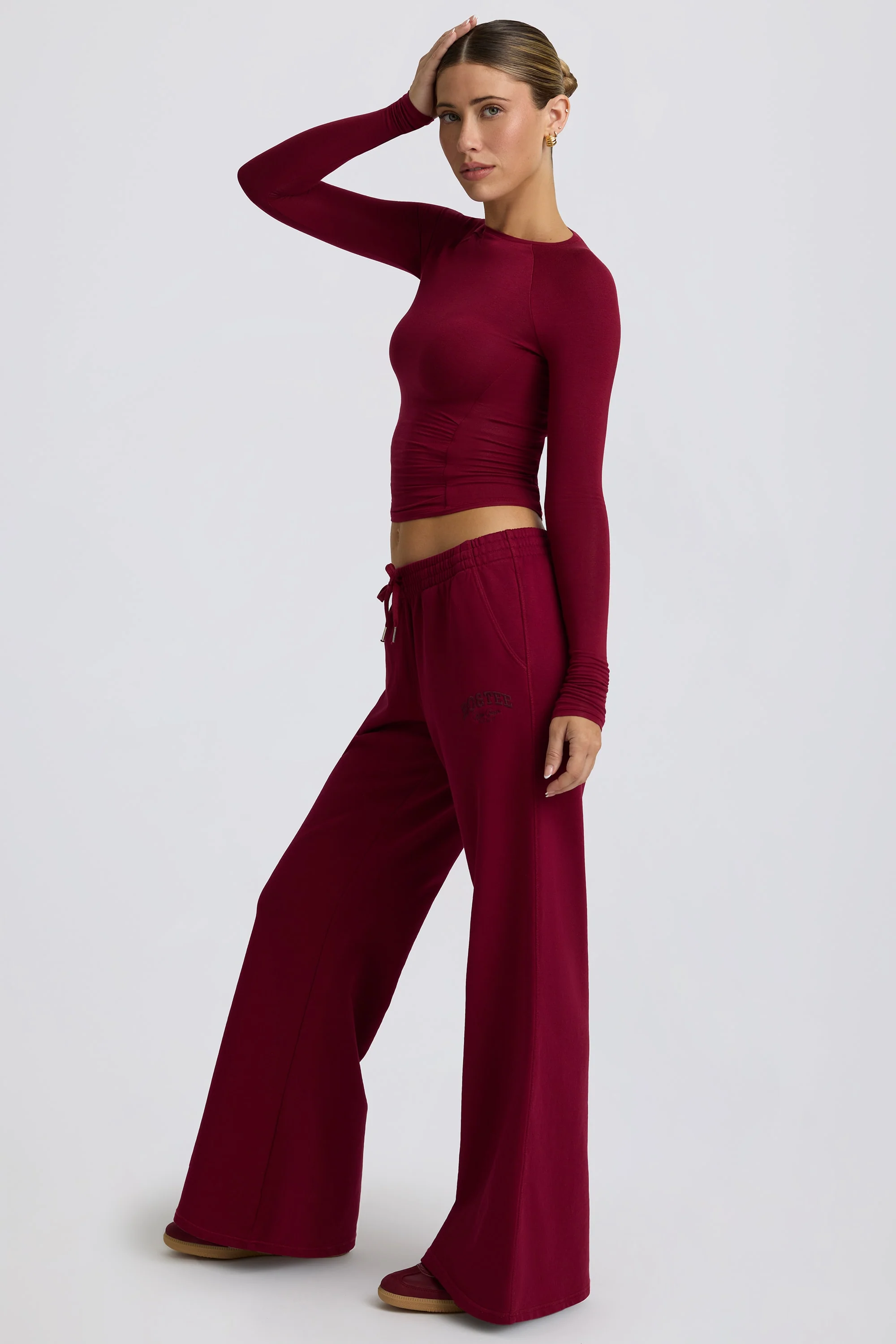 Low-Rise Wide-Leg Joggers in Burgundy
