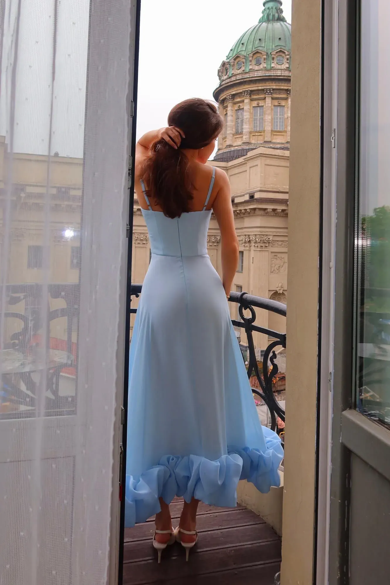 Heather Sleeveless Twirl Midi Dress - luluinthesky