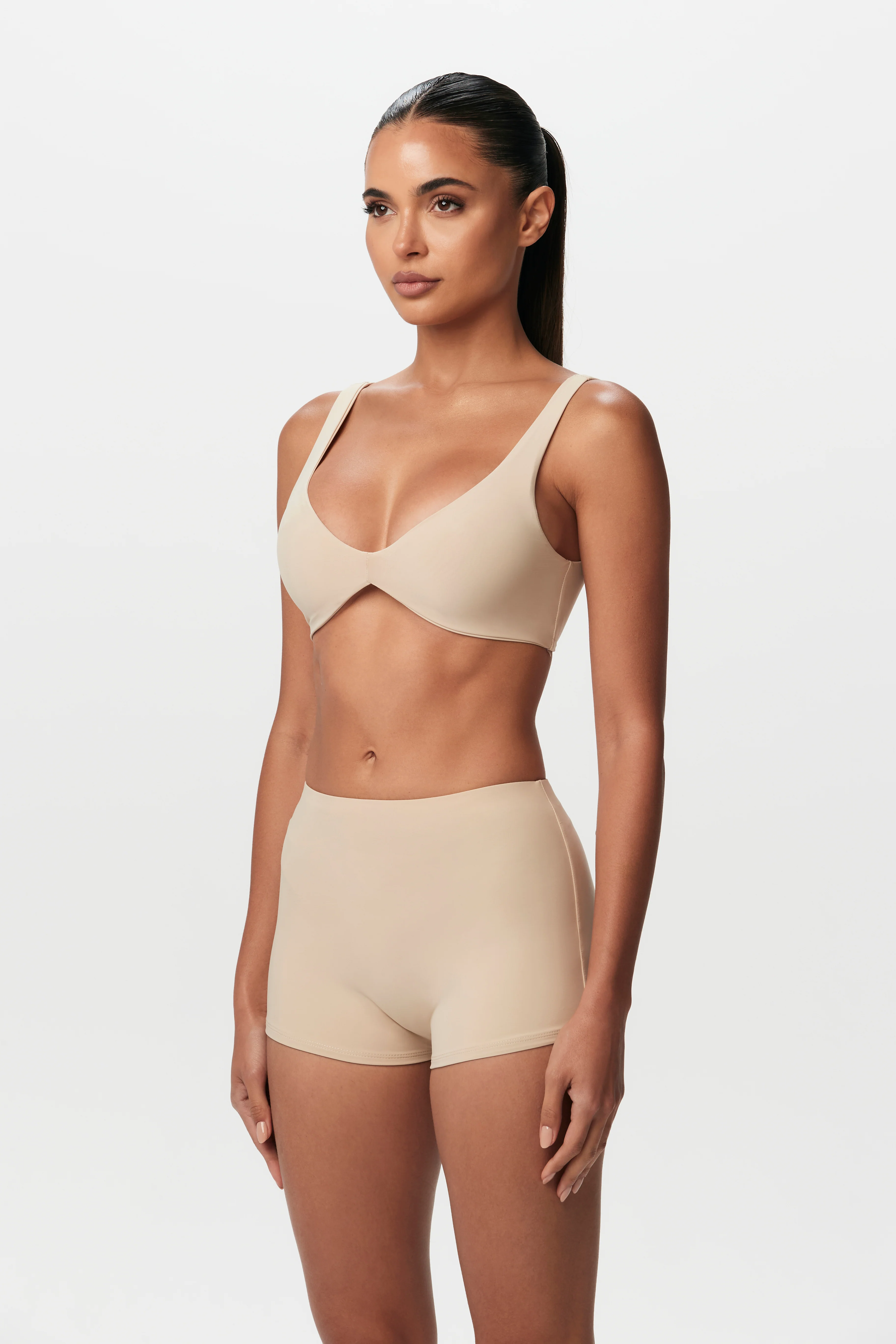 Hourglass Foundation Short