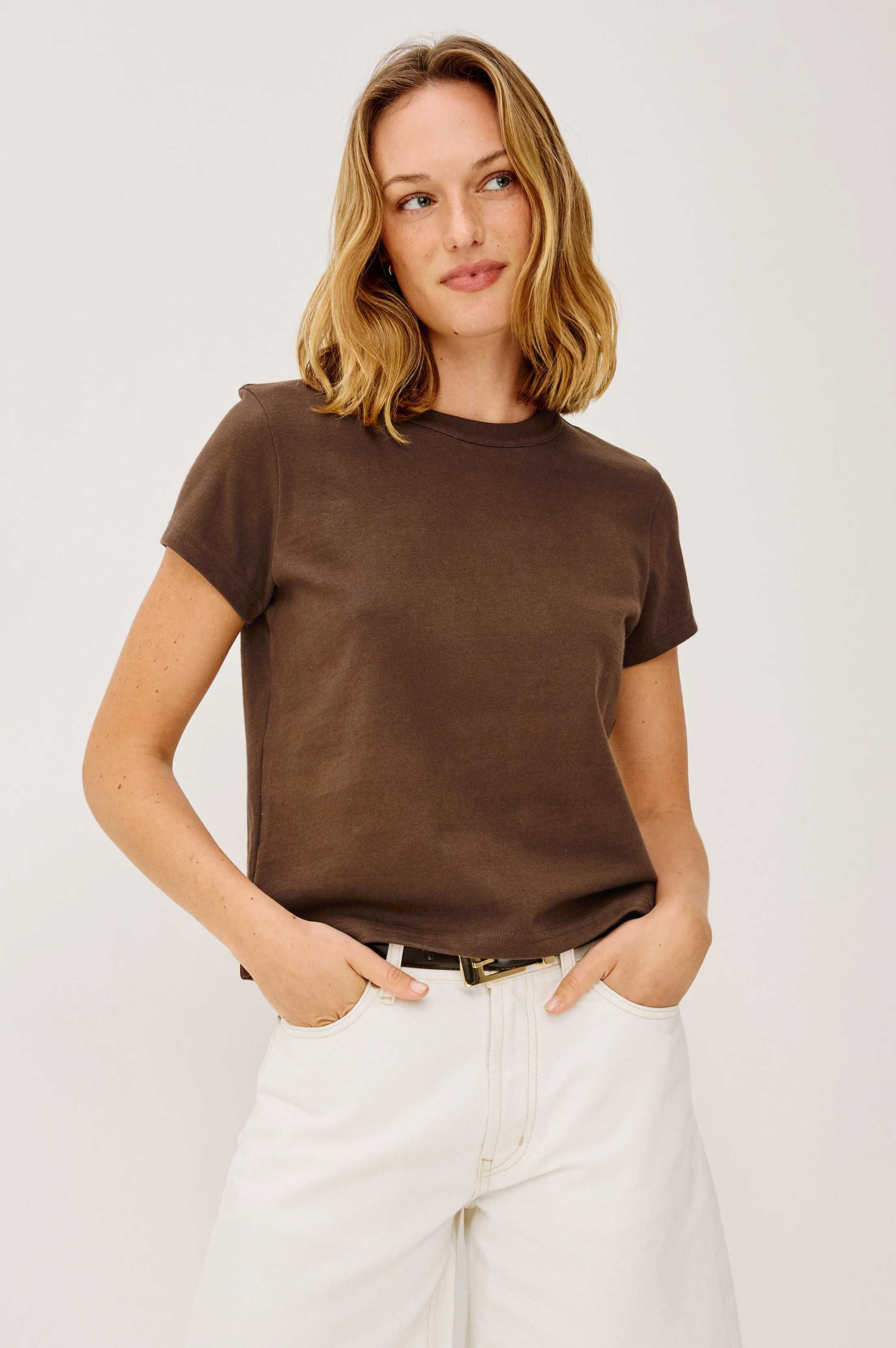 Girlfriend T-Shirt - Espresso