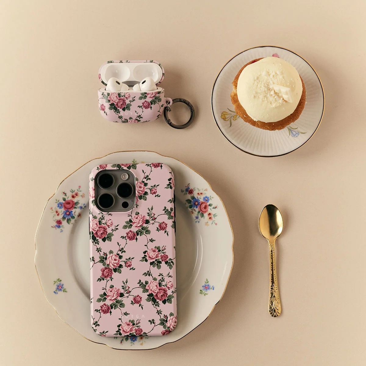 Alice - iPhone 11 Pro Max ケース