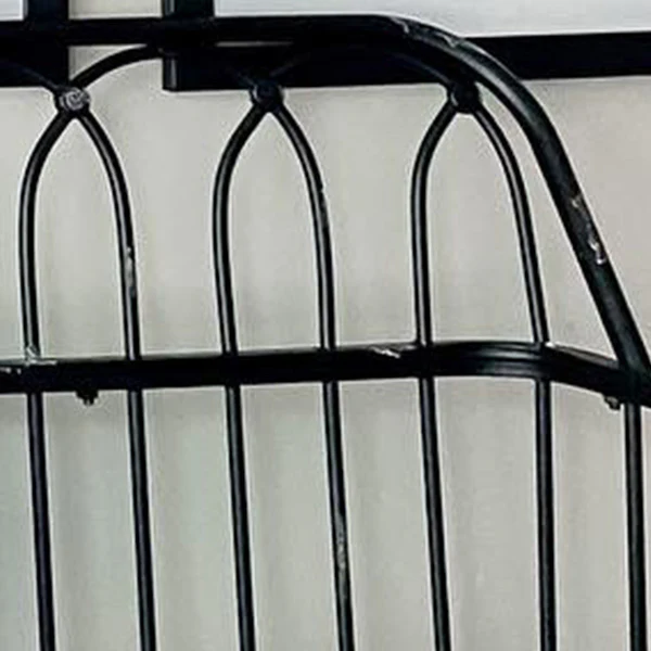 Black Metal High Back Bench