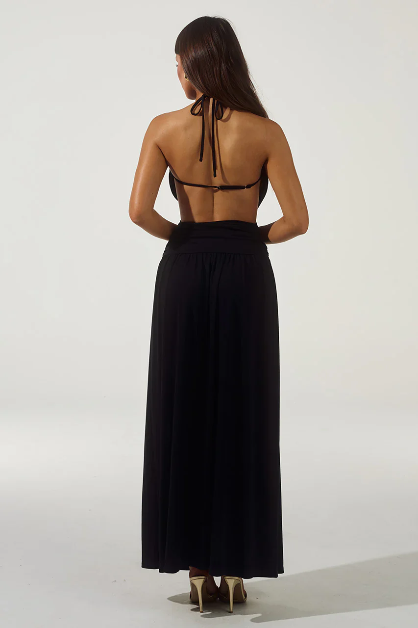 GENIA CROSS FRONT MAXI DRESS - BLACK