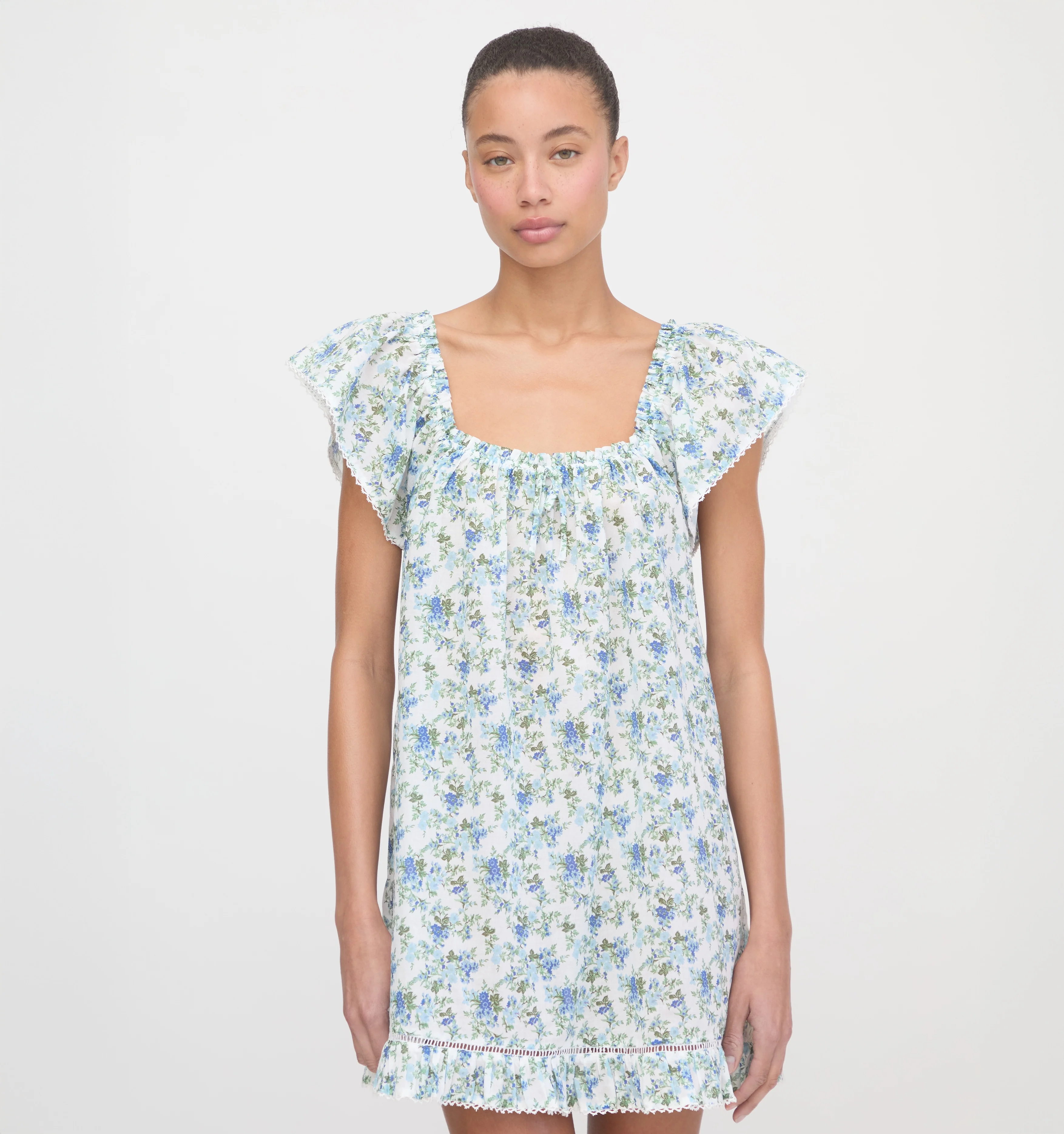 The Lucinda Nightgown - English Daisy