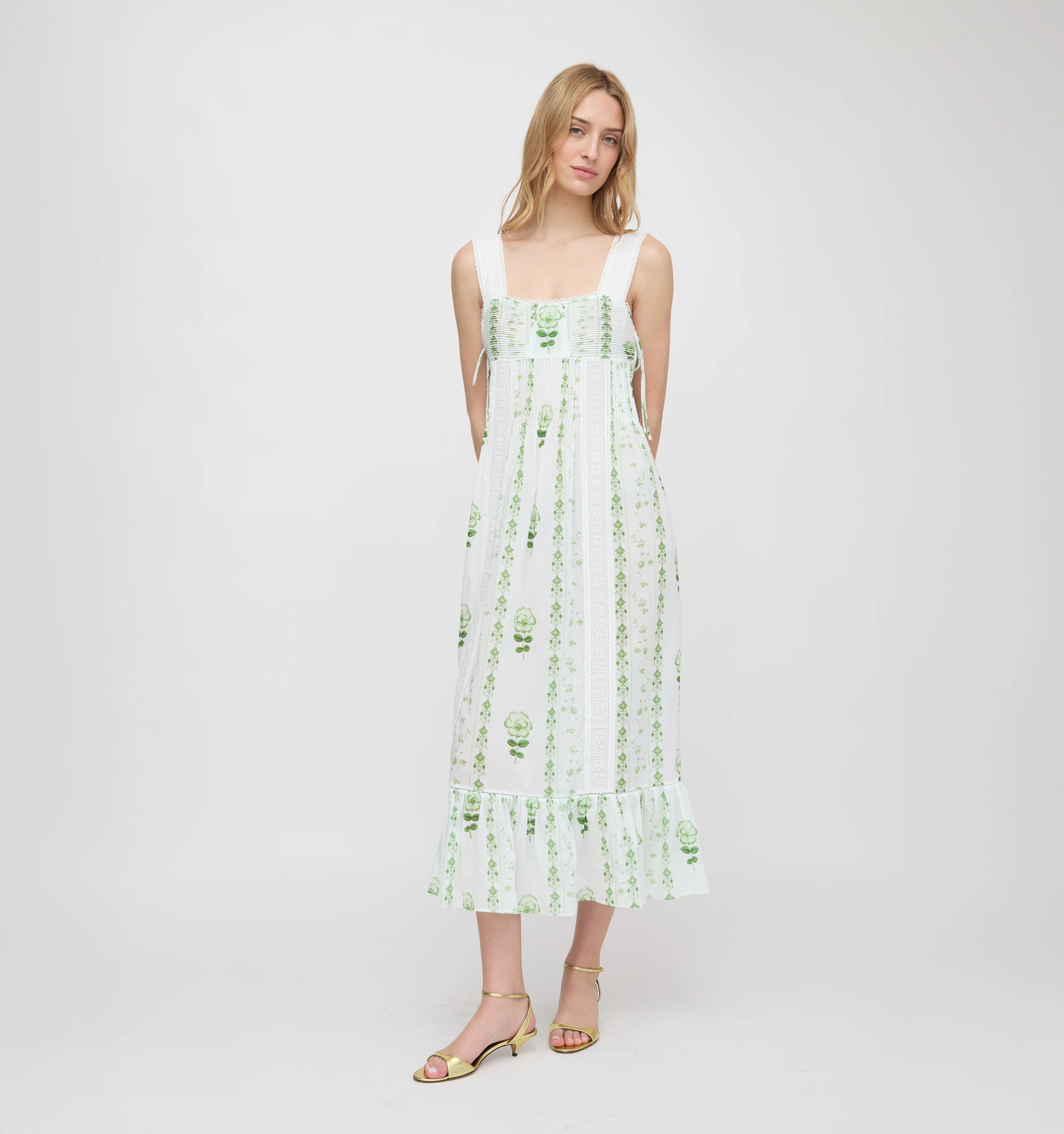 The Lux Nightgown - White/Green Arcadia Border
