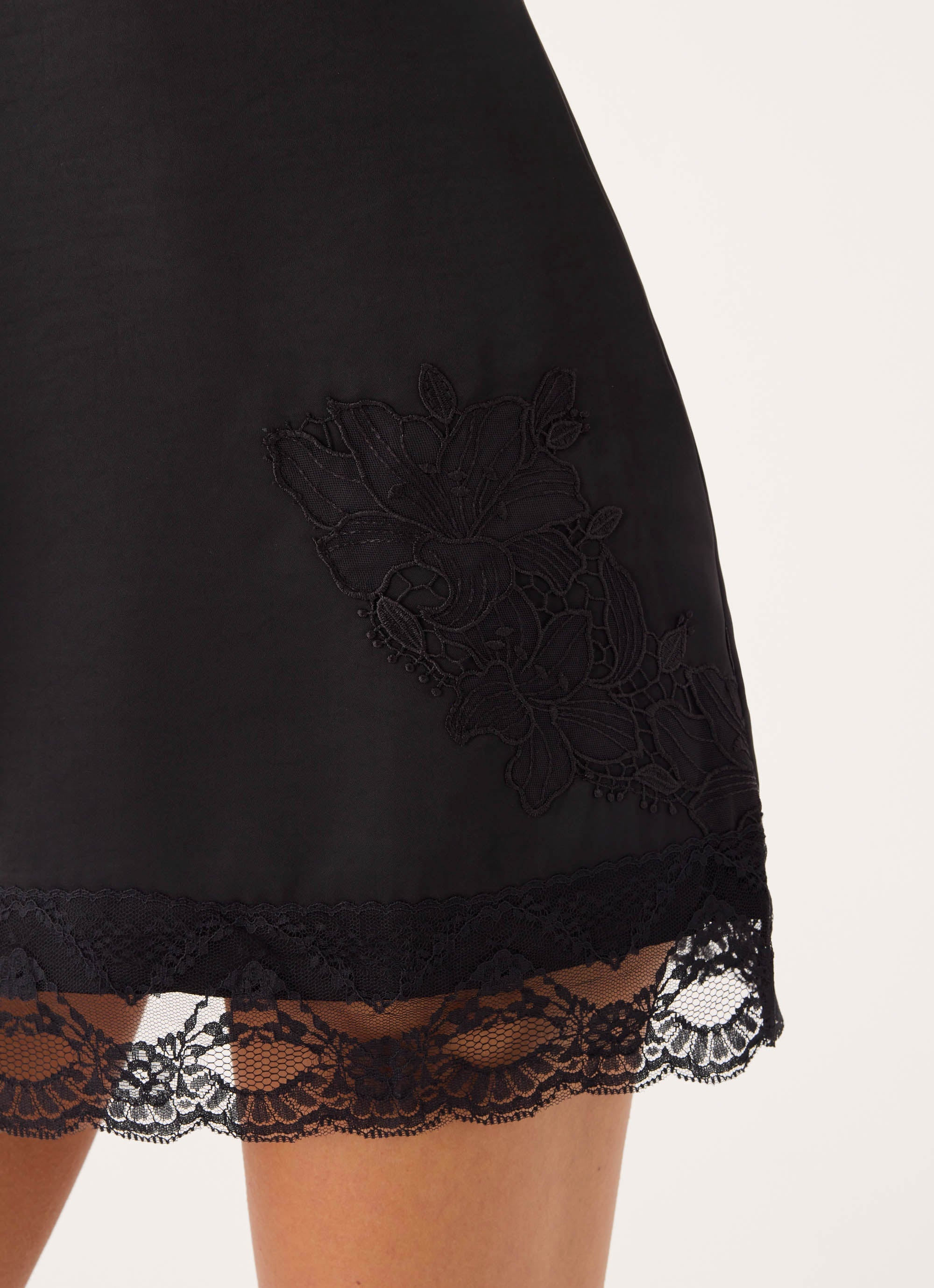 Cassidy Mini Dress - Black - luluinthesky