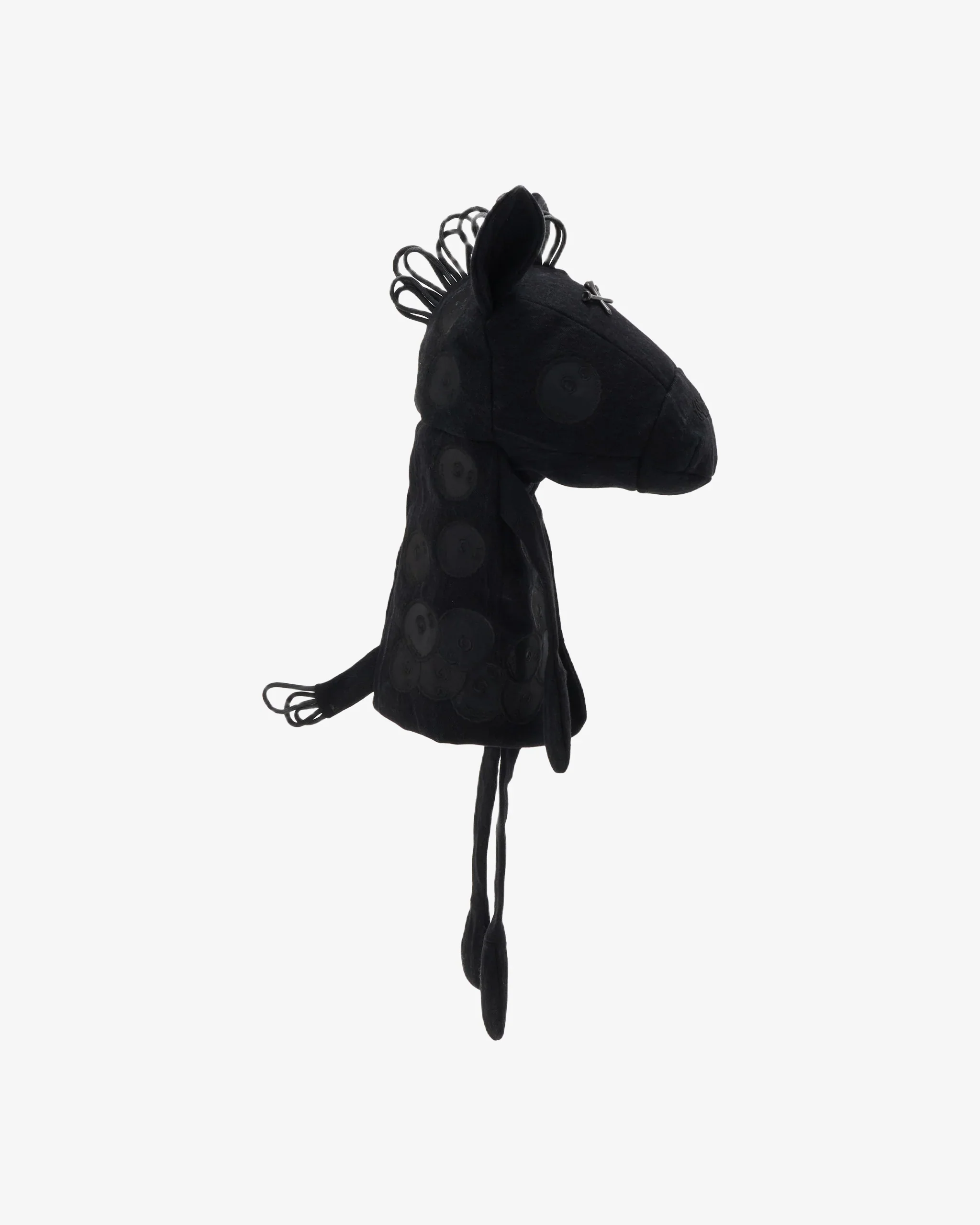Monzee Roba Cover Black