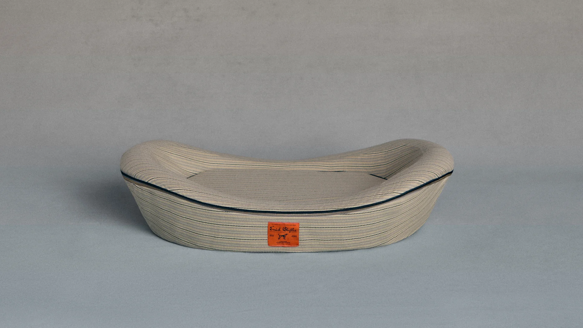 Timeless Dog Bed in Finch & Flint