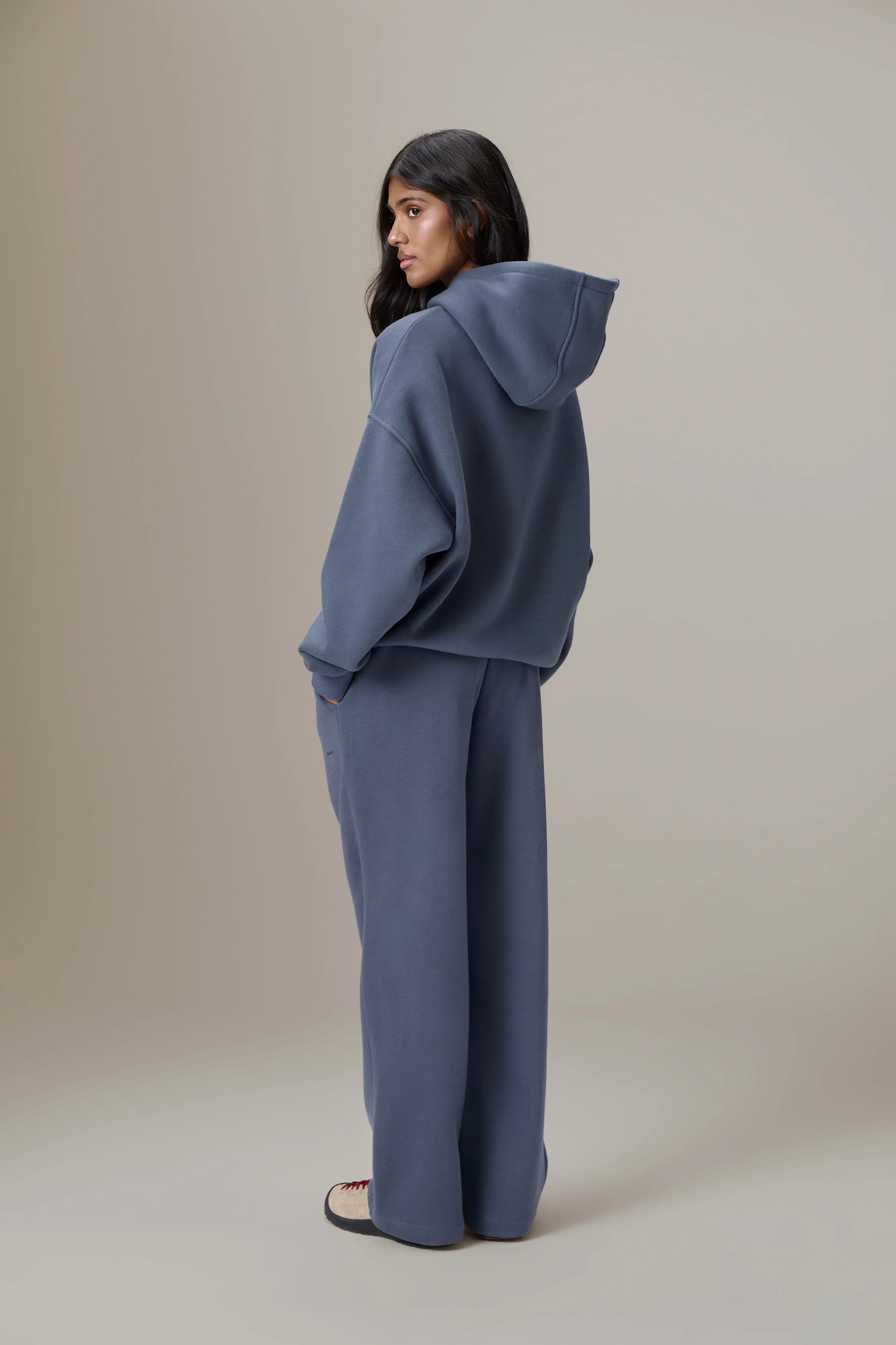 Seekers Classic Wide Leg Sweatpants in Vintage Blue