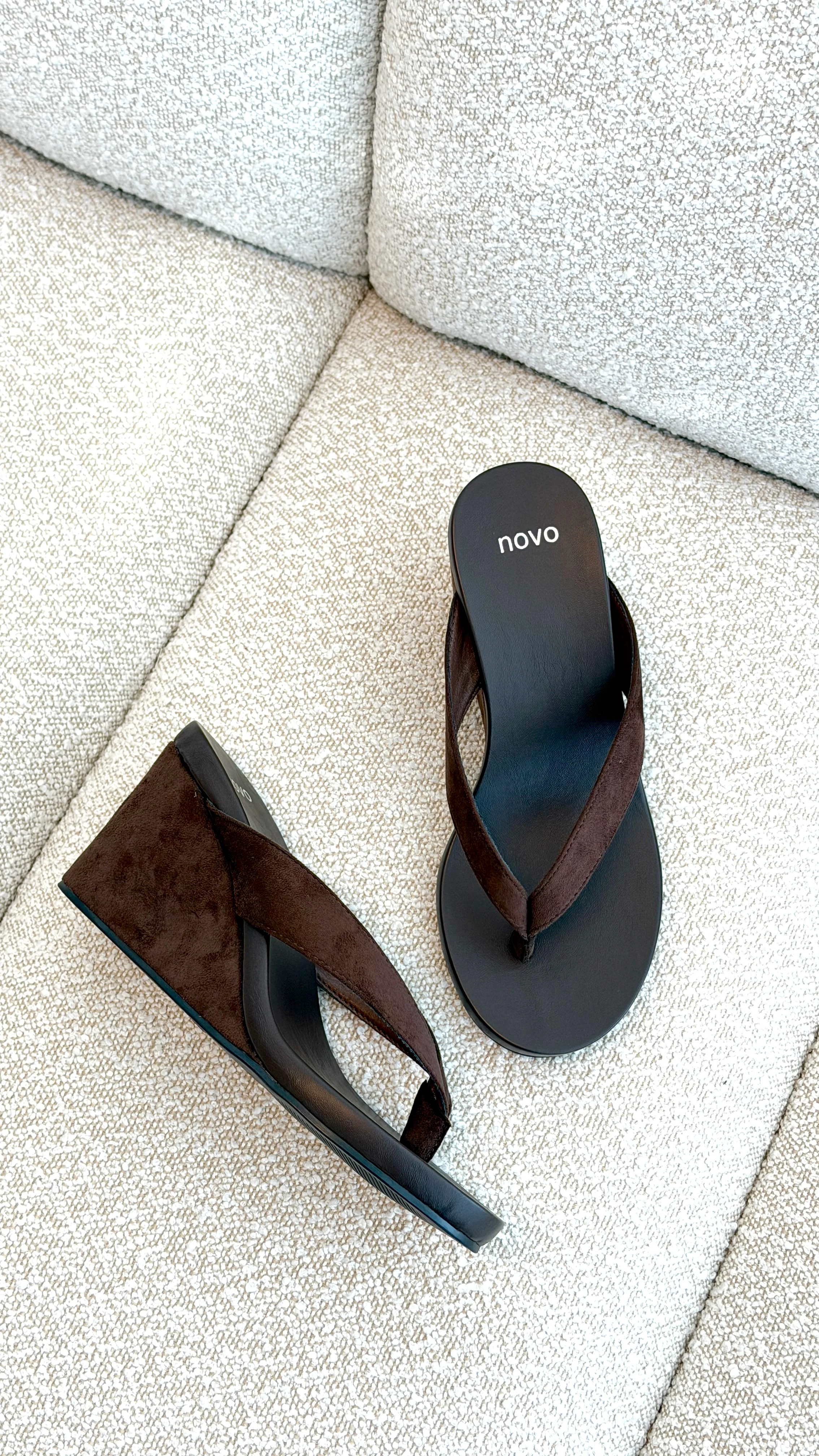 Baci Wedge - Espresso Suede