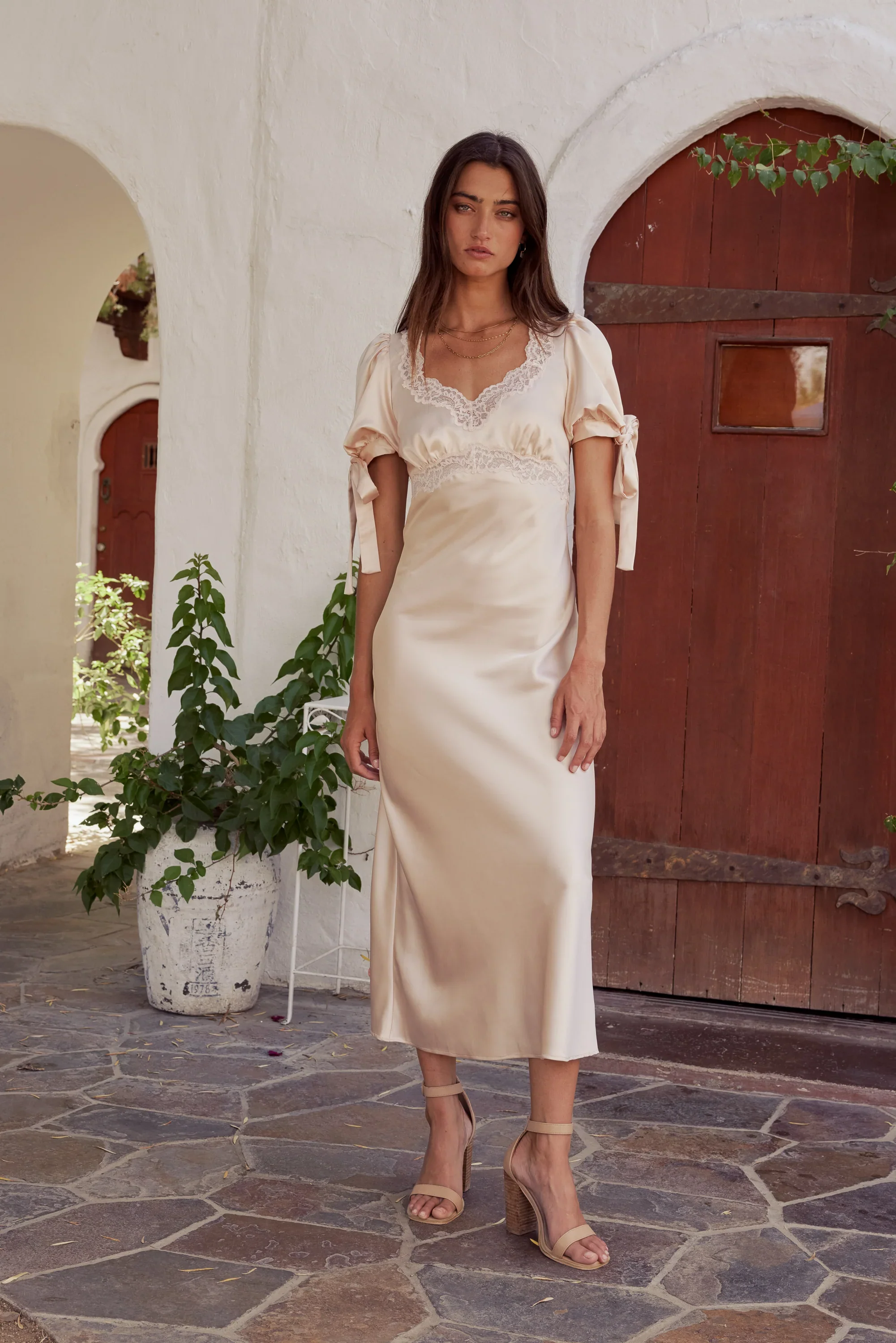 Amanda Lace Trim Maxi Dress in Blush