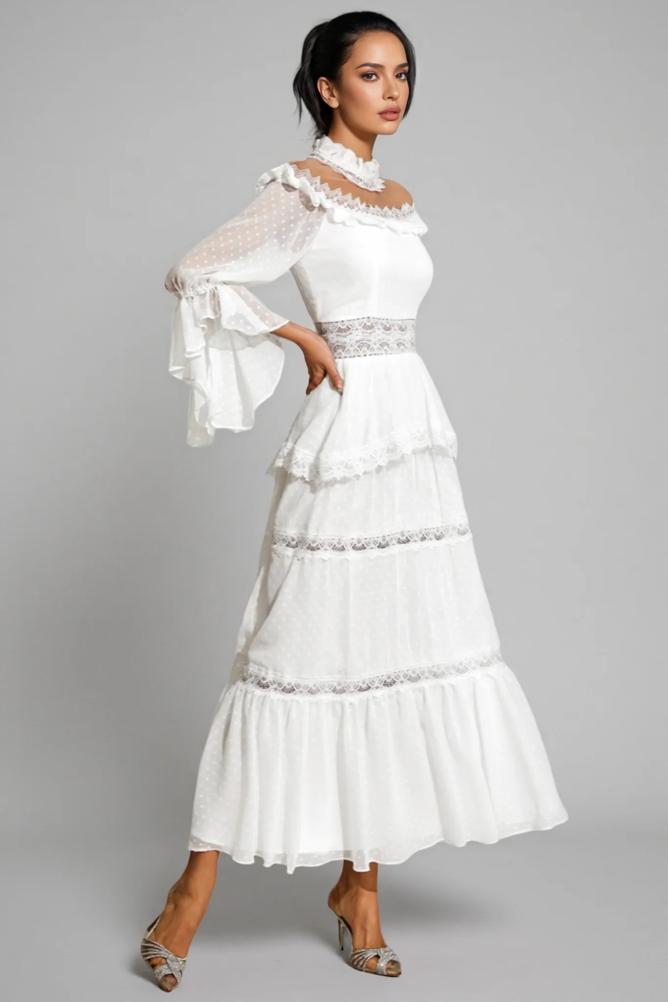 Zevon White Lace Long Sleeve Maxi Dress