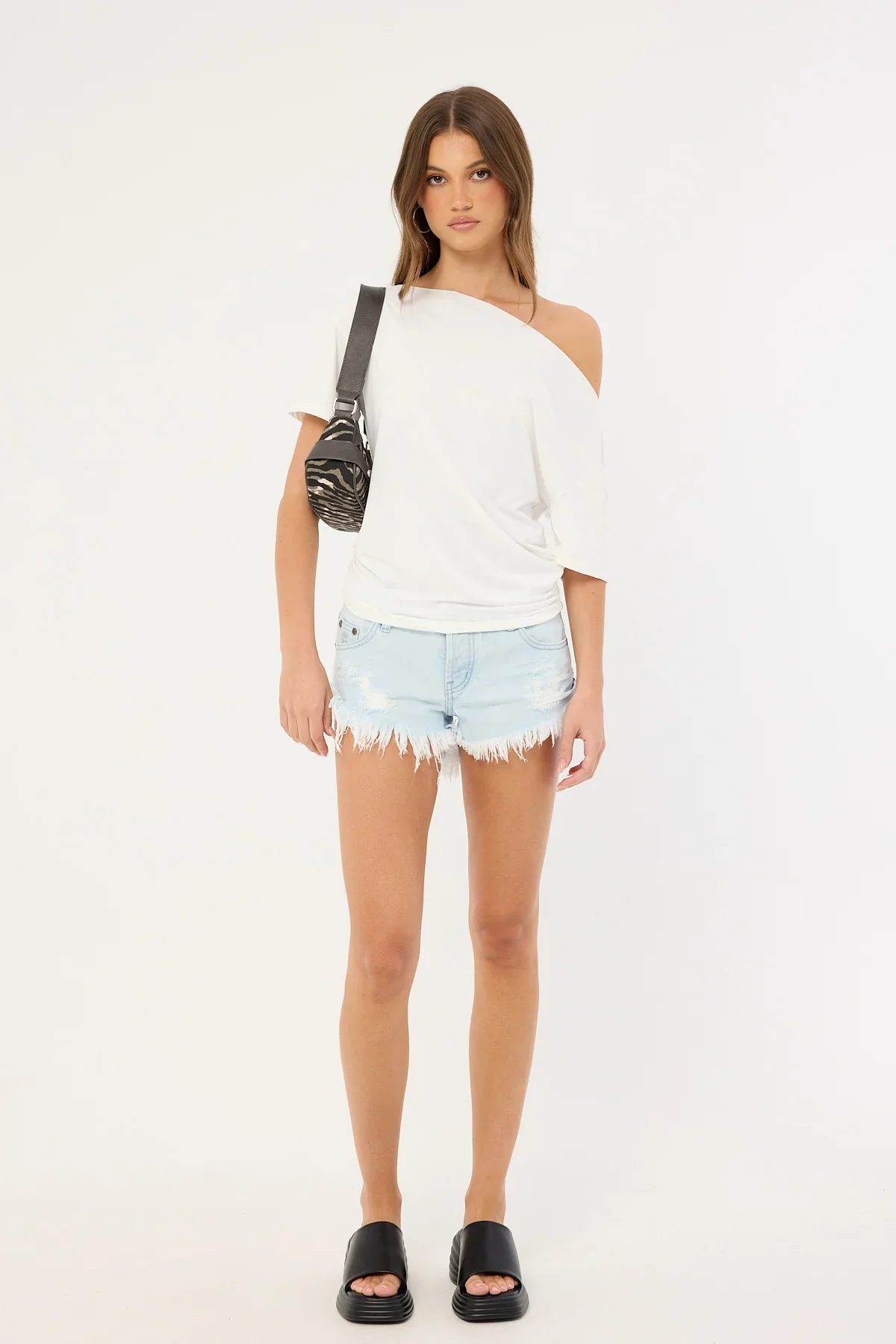 One Teaspoon Dukes Low Waist Mini Denim Shorts Xanthe