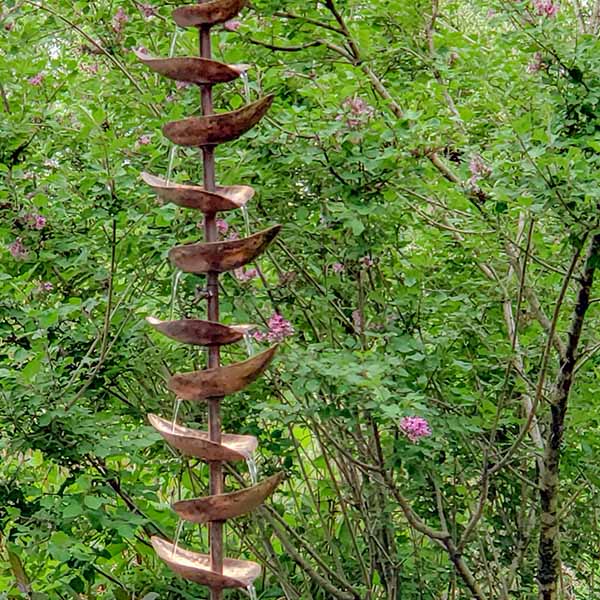 Cascading Leaf Fountain