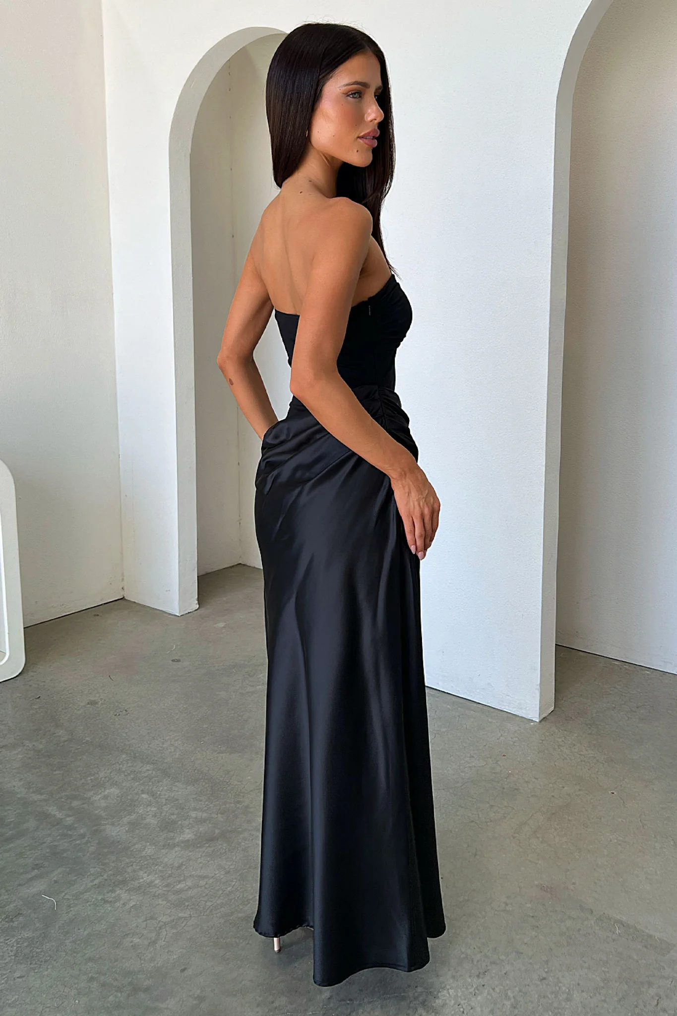 Amery Strapless Maxi Dress - Black