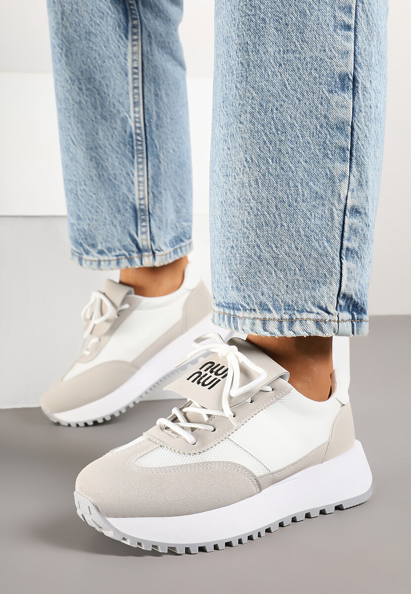 Biało-Beżowe Sneakersy na Platformie z Geometrycznym Wzorem Aluina