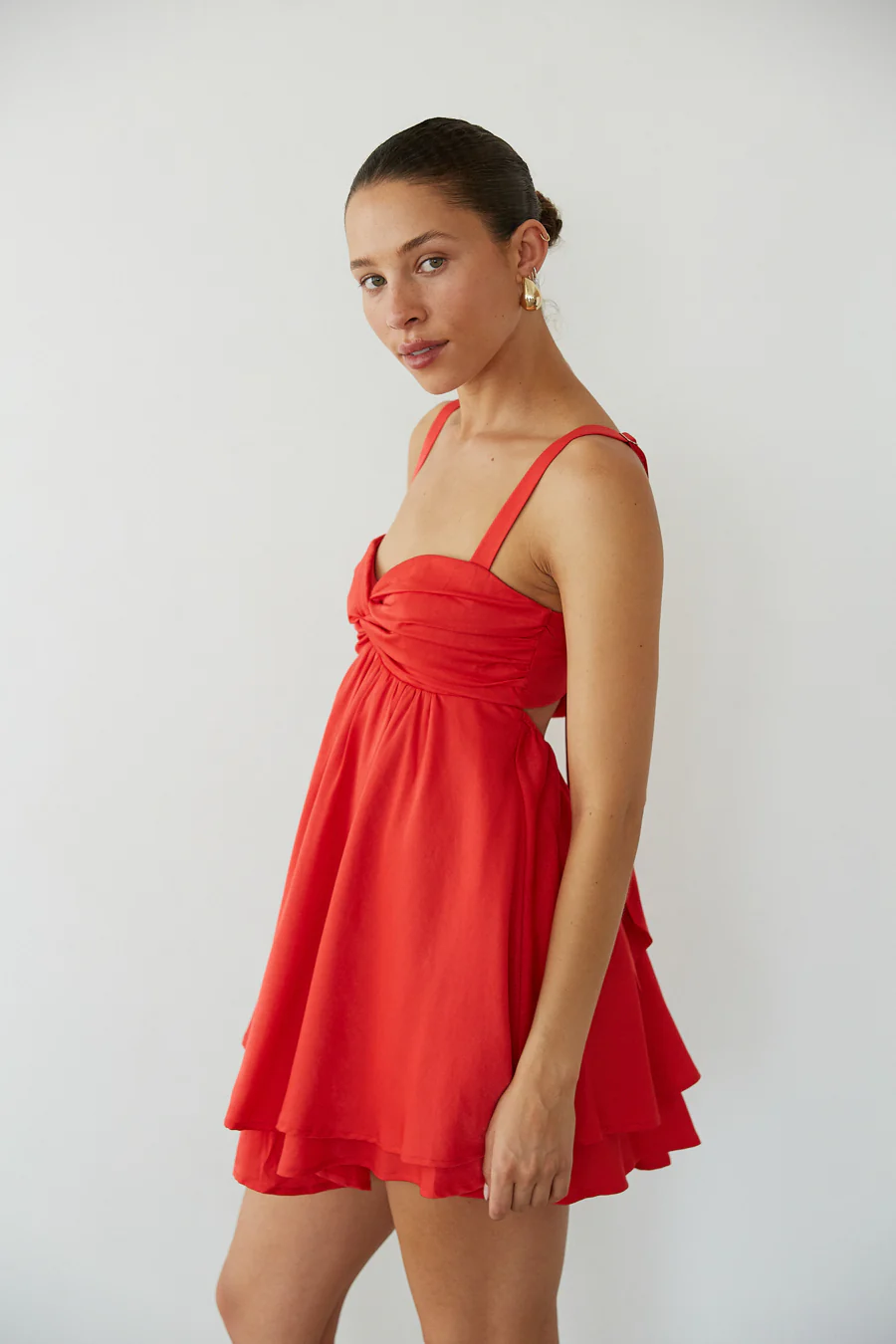 Suki Twist Babydoll Mini Dress - luluinthesky