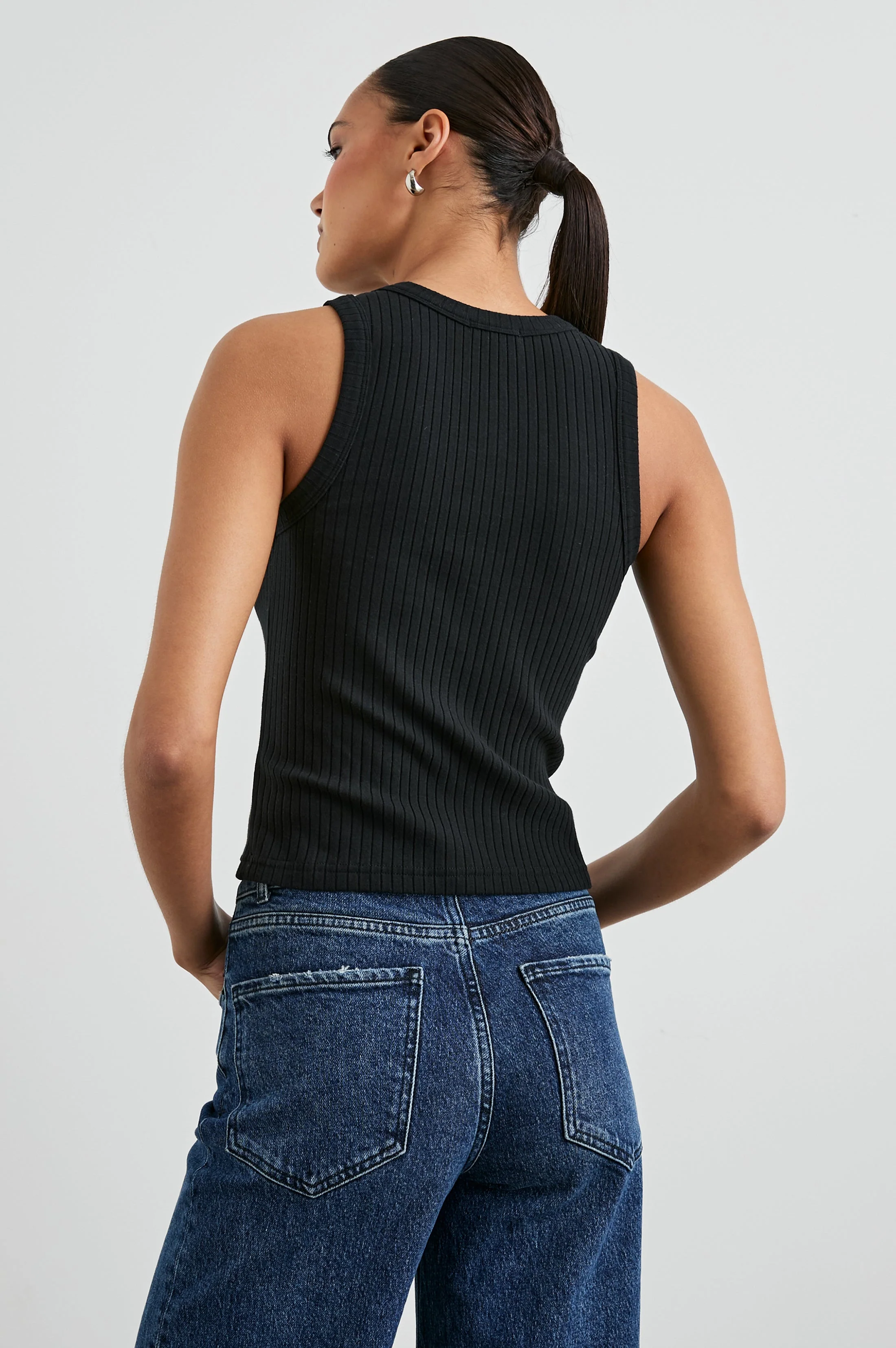 The Racer Tank - True Black