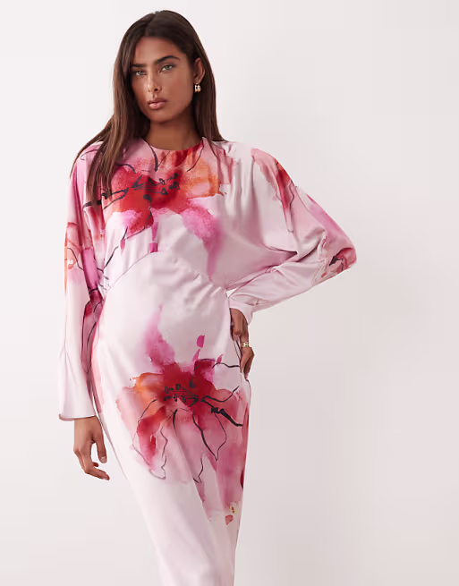 satin batwing maxi dress in pink floral print
