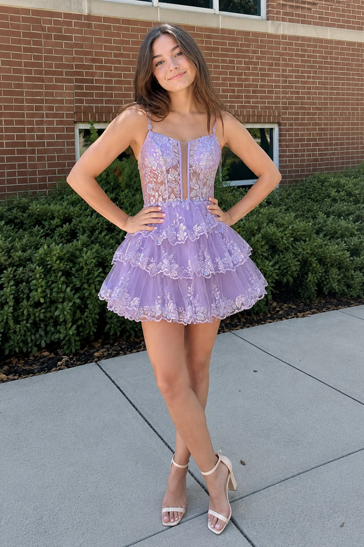 Lavender A Line V Neck Sequins Short Homcoming Dresses With Appliques