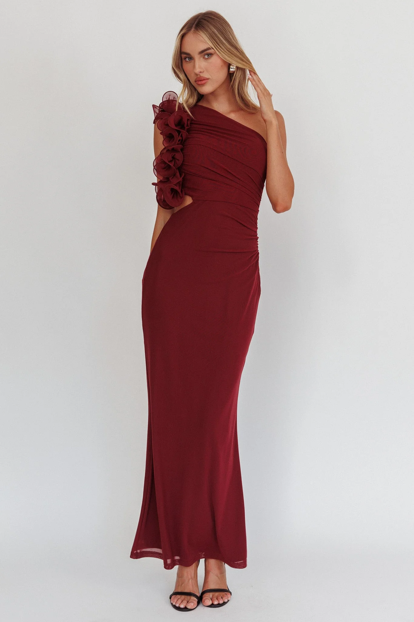 Deanna One-Shoulder Ruffle Maxi Dress Wine