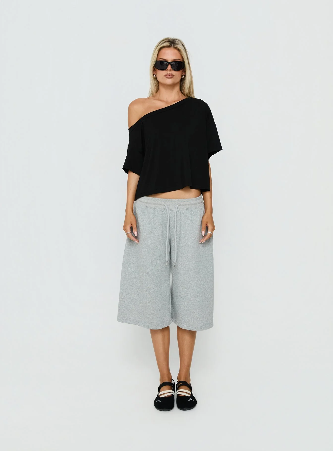 Bailea Off Shoulder Cropped Tee Black