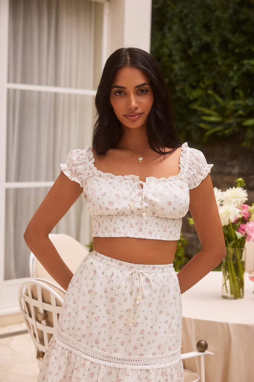 Chasing Summer Set White