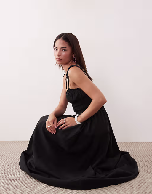 Petite Faith beach shirred maxi dress in black