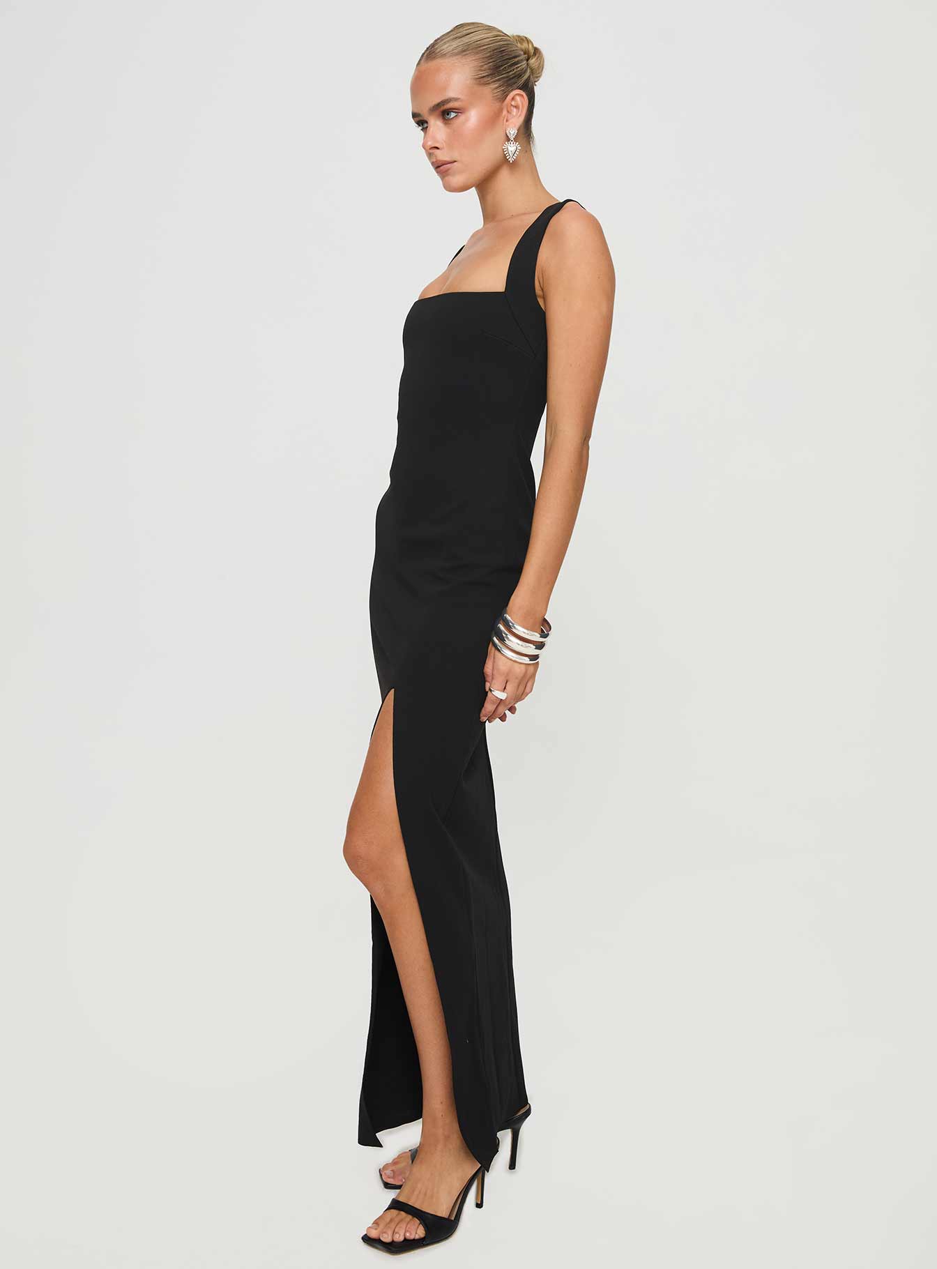 Bombshell Maxi Dress Black - luluinthesky
