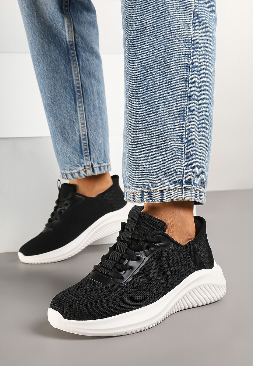 Czarno-Białe Buty Sportowe Sneakersy z Siateczki na Podeszwie z Tłoczeniami Kortebia