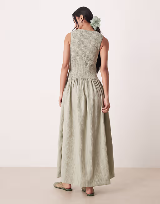 crinkle scoop neck maxi sundress with shirred waist in sage