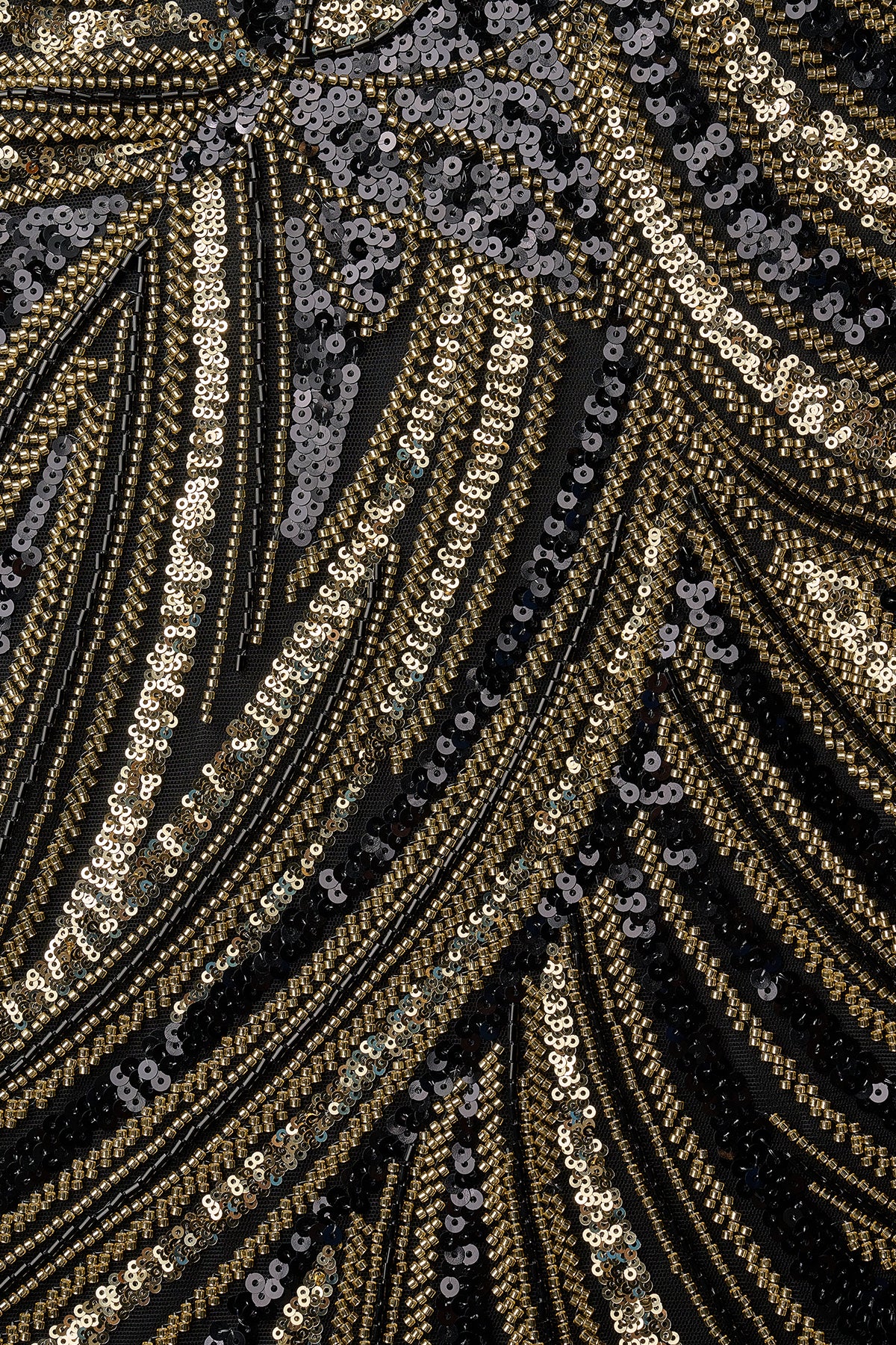 Black Strapless V Neck Sequins Bodycon Short Homecoming Dresses