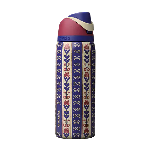 Owala Holiday Collection FreeSip® Holiday Hygge 32oz