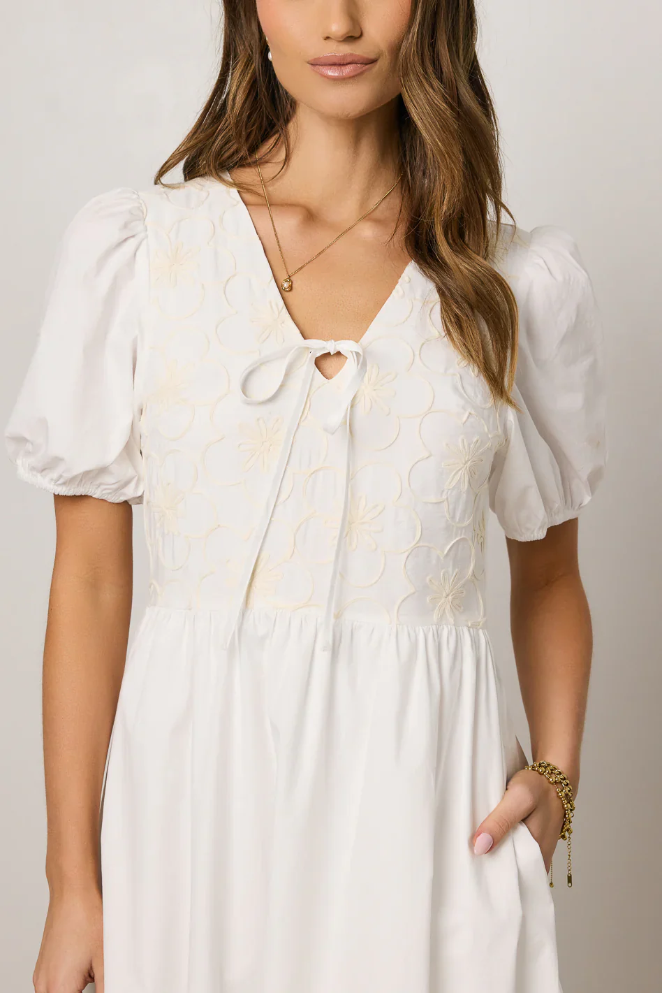 Jozette Floral Midi Dress in Off White