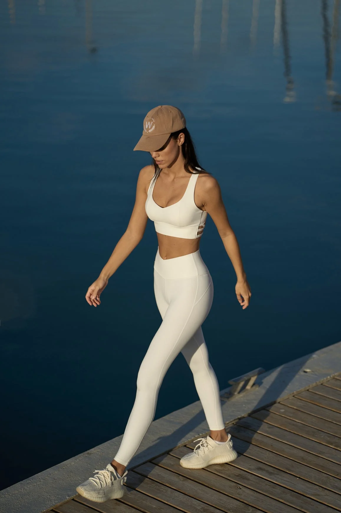 Sweetheart Bra Tank & V-waist Yoga Legging