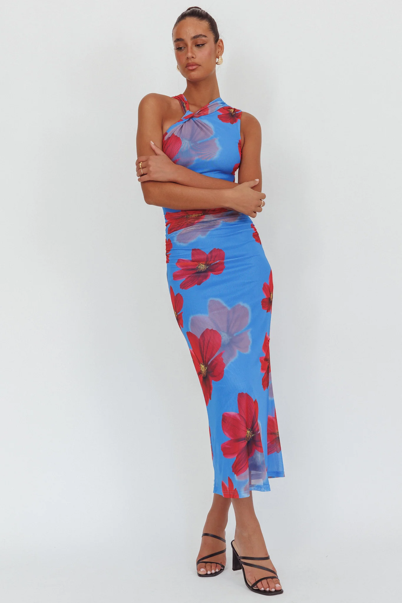 On Air Twist Neck Maxi Dress Floral Blue