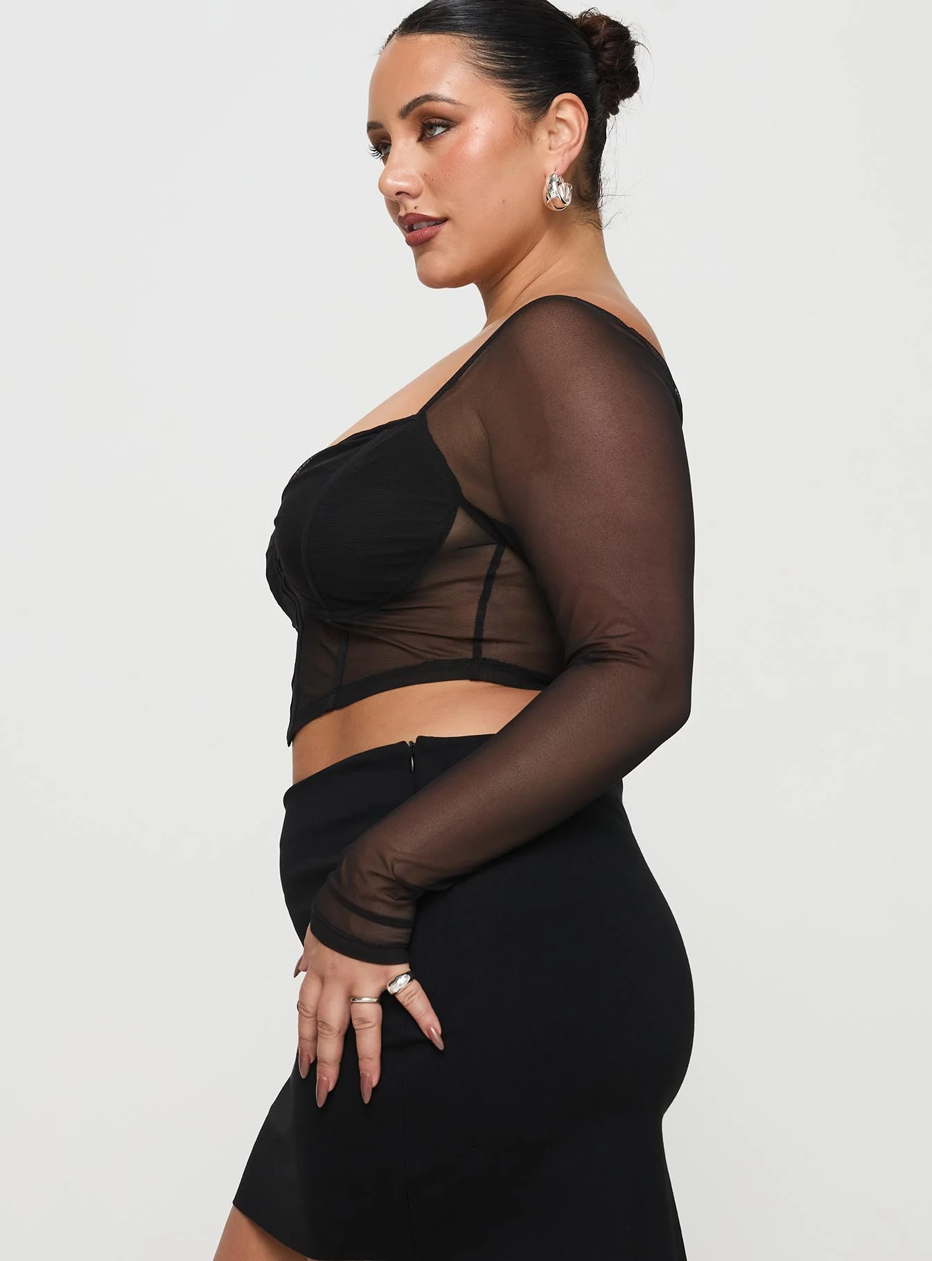 Maranta Long Sleeve Top Black Curve