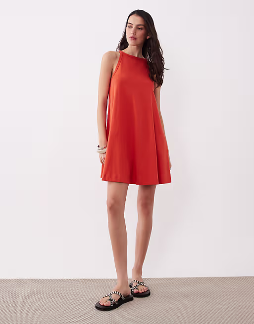 mini trapeze dress in red