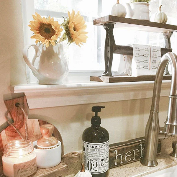 Cast Iron Paper Towel Holder