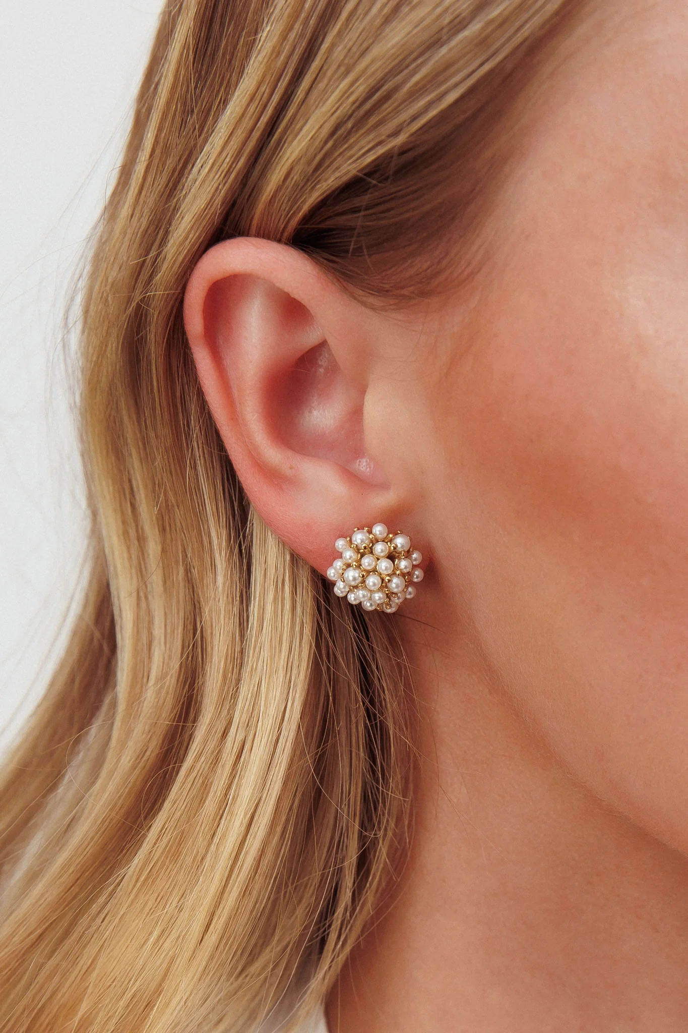 Champagne Toast Pearl Earrings Gold